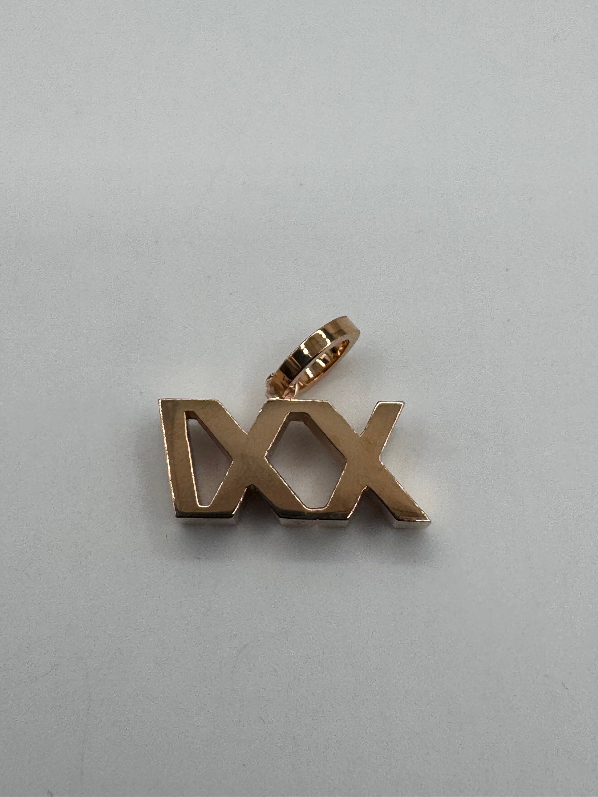 XXI- STANDARD Diamond Script