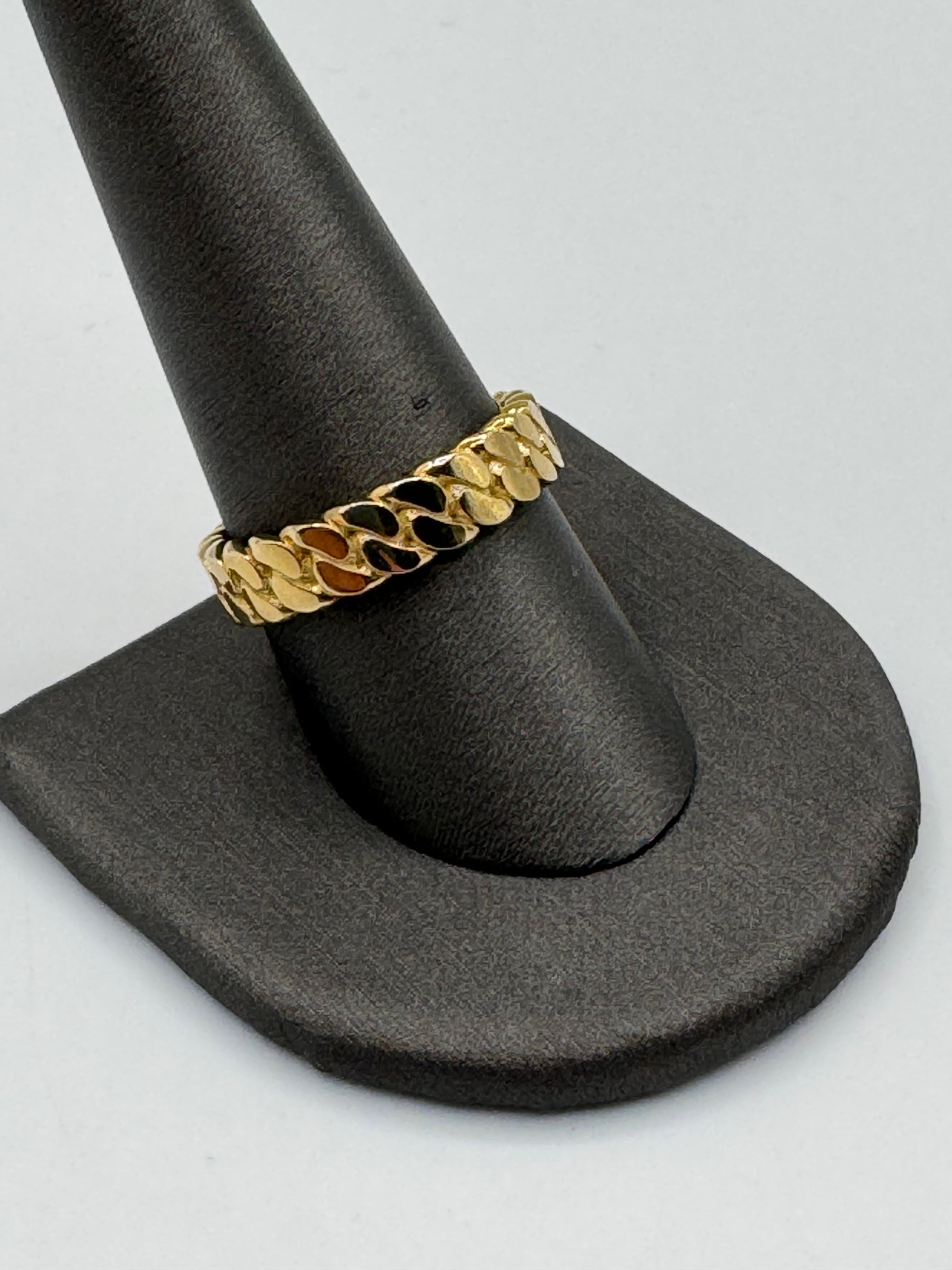5.7mm Cuban Link Ring-Size 9.5