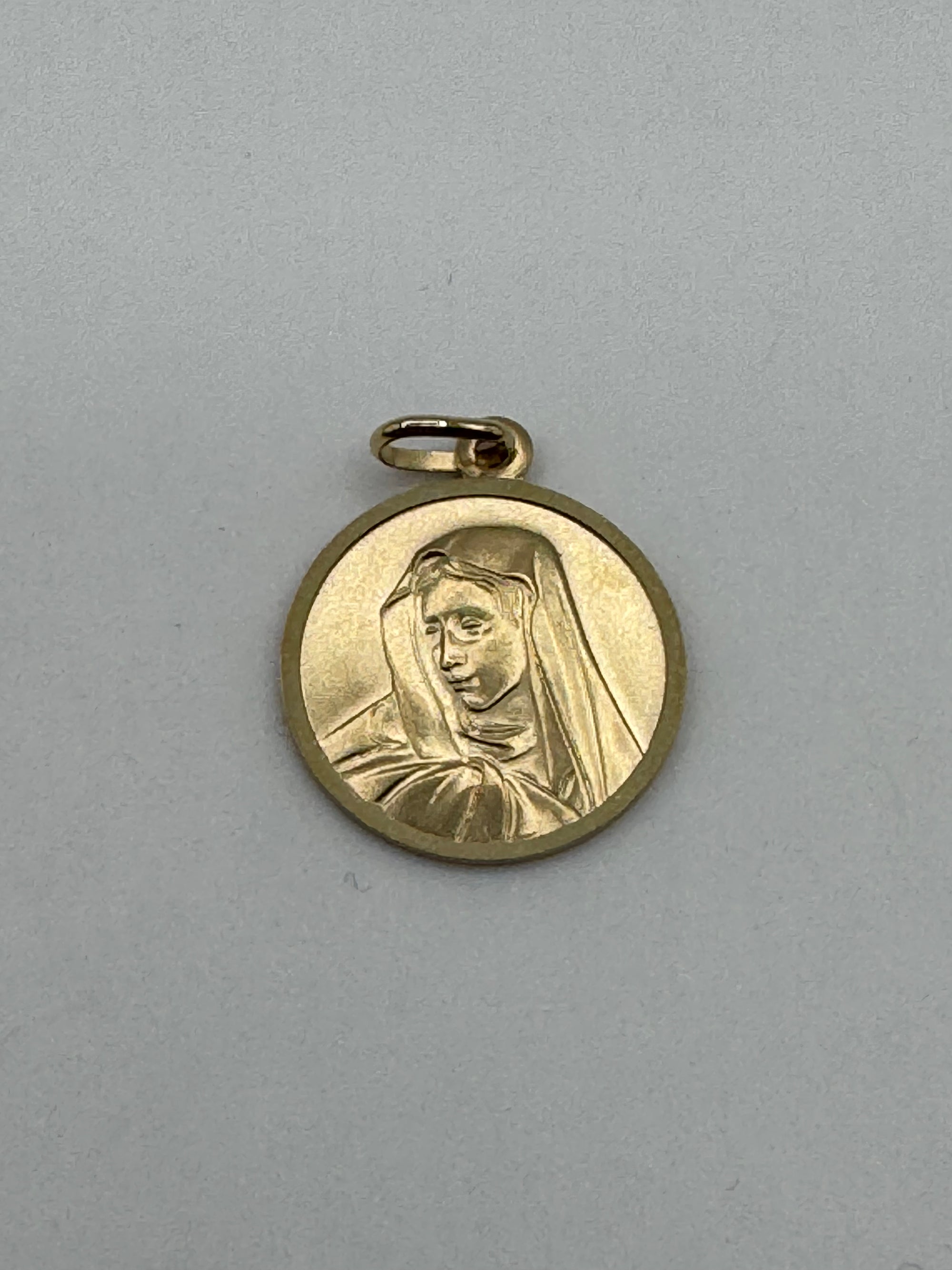 Round Virgin Mary (PLAIN)-3/4 Inch