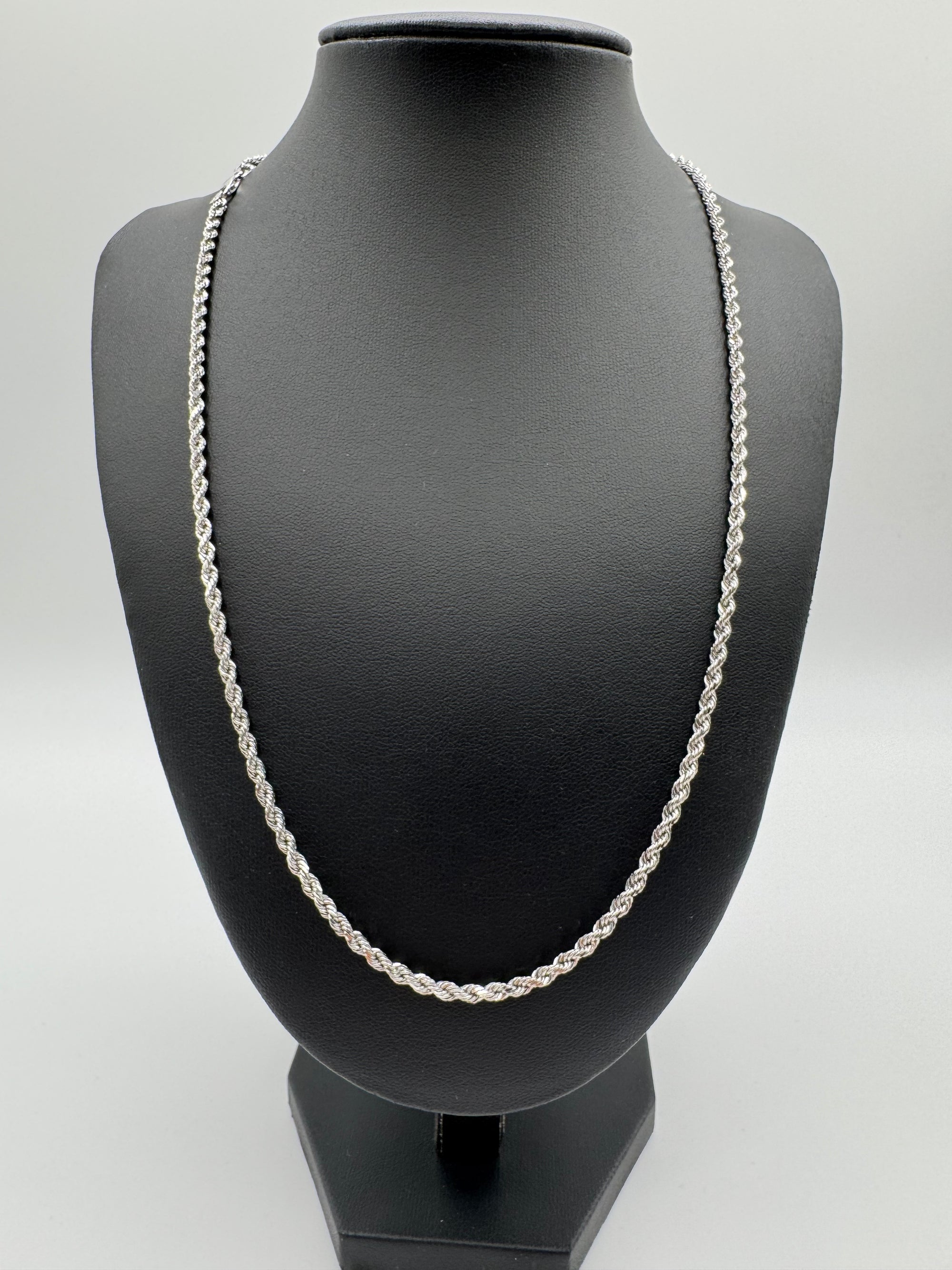 3MM Rope Chain 22 inches (DIAMOND CUT)