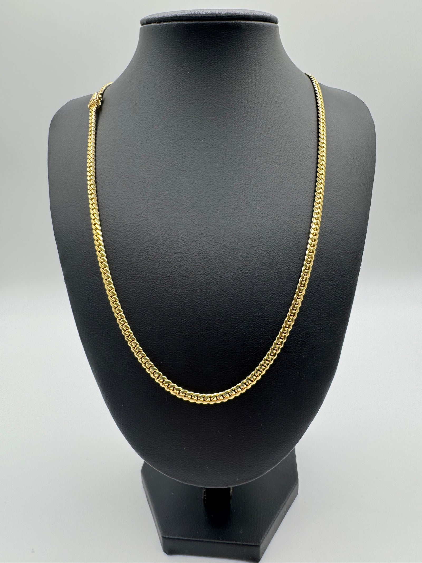 4MM Miami Cuban Link 22 inches (BOX LOCK)