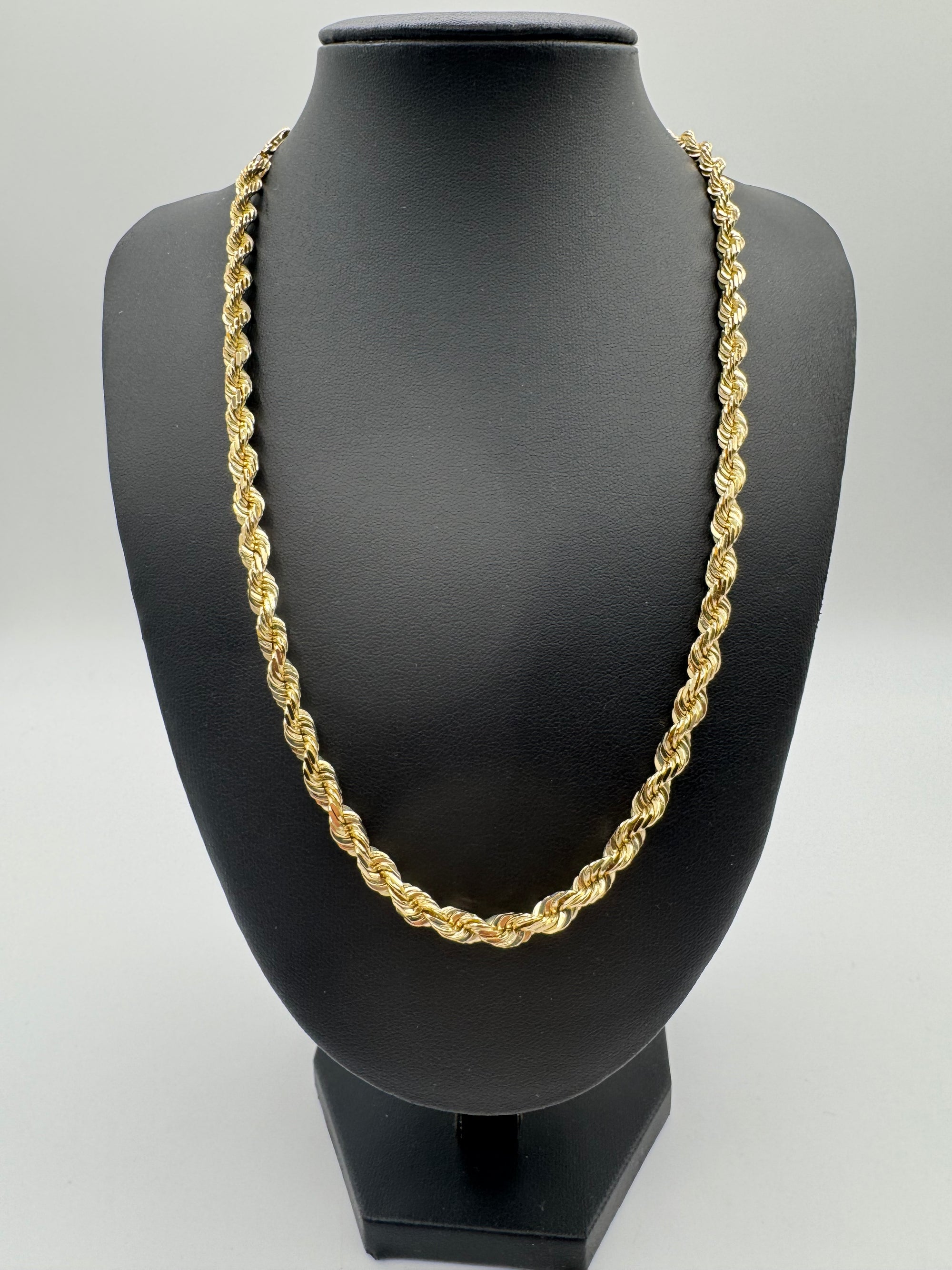 6mm Rope Chain 21 inches (DIAMOND CUT)