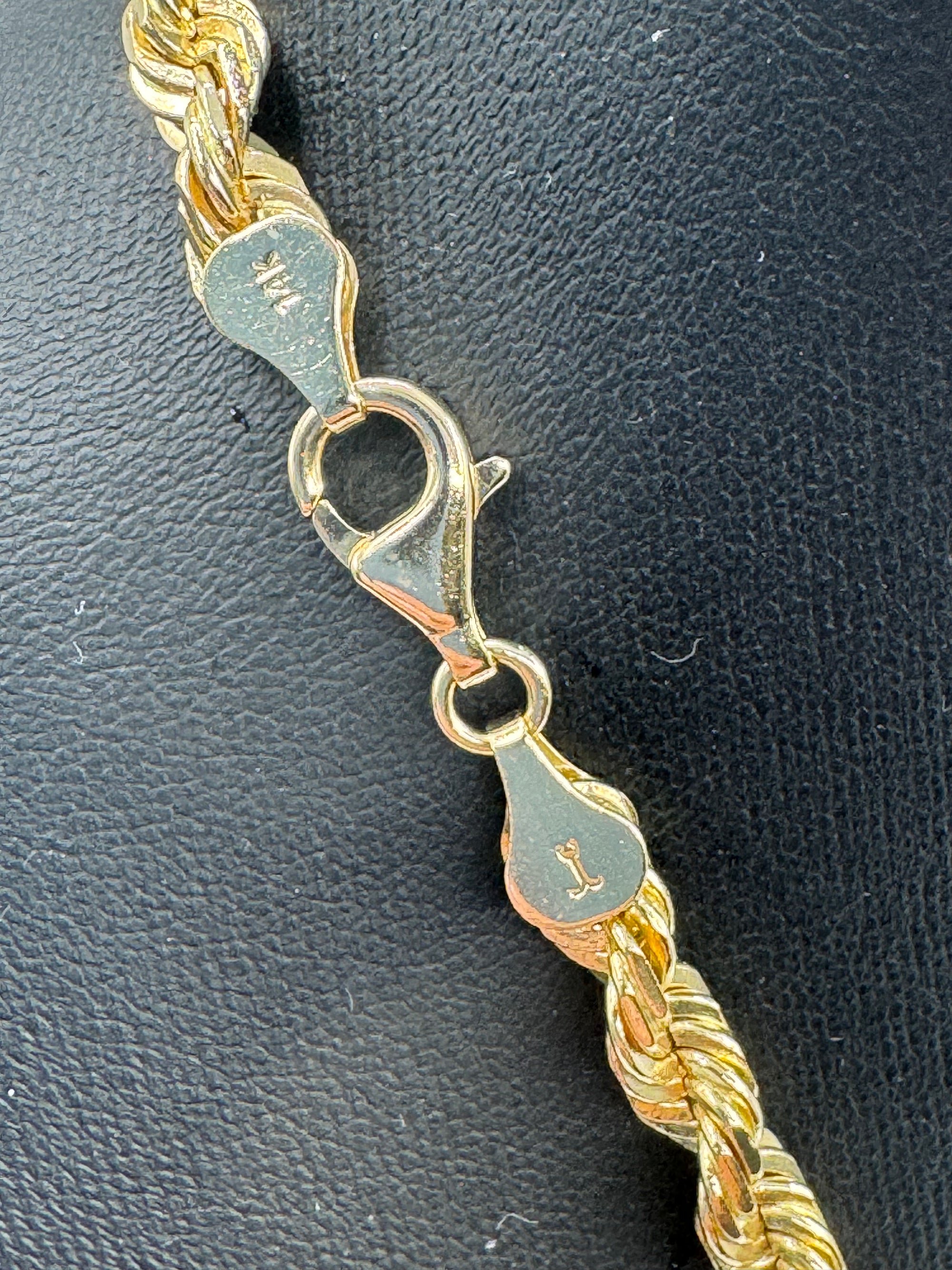 6mm Rope Chain 21 inches (DIAMOND CUT)