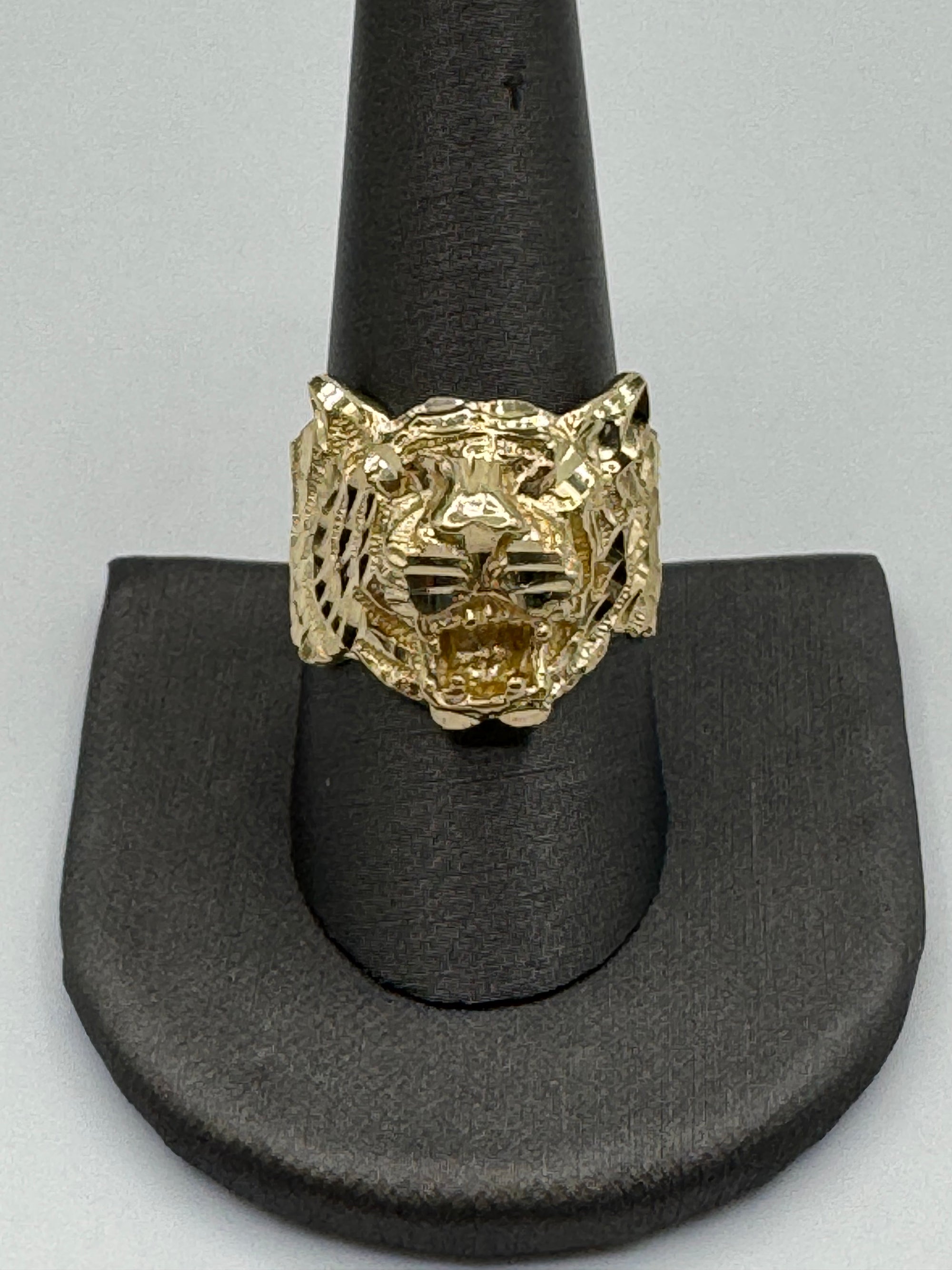 Tiger Ring Size 10 1/4