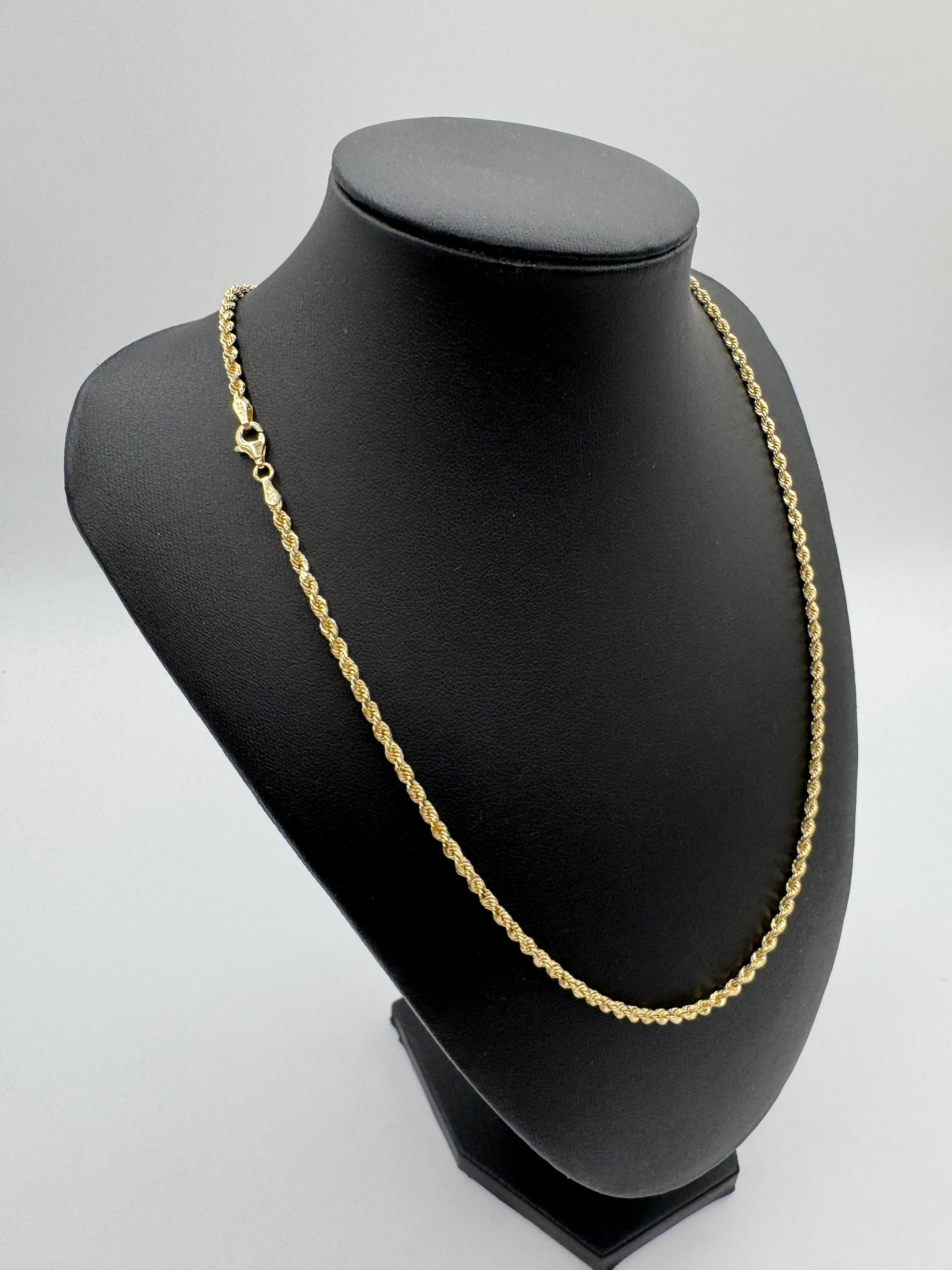 2.9mm Rope Chain 20 inches (DIAMOND CUT)