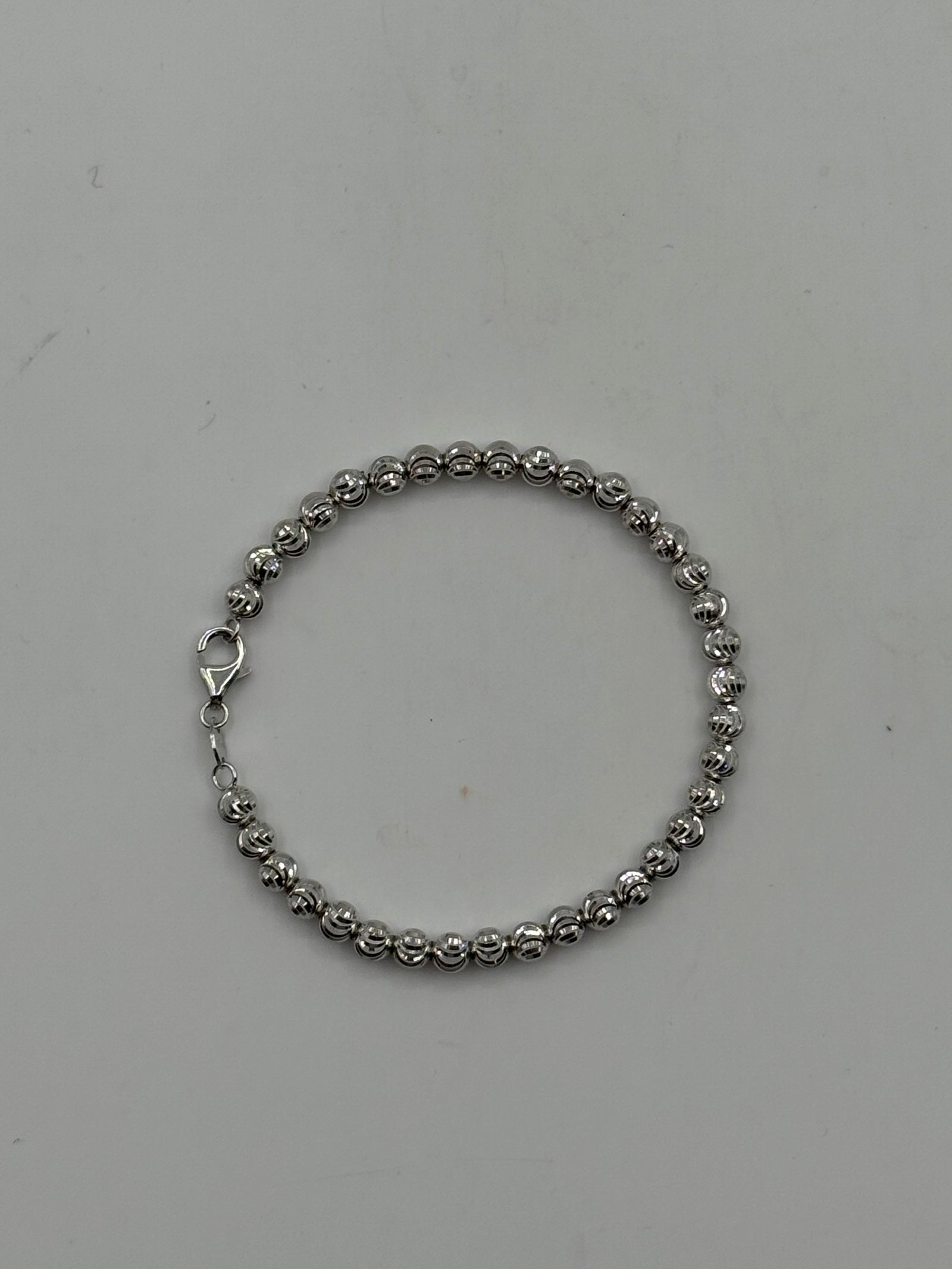 5mm Moon Cut Bracelet 7.5 inches