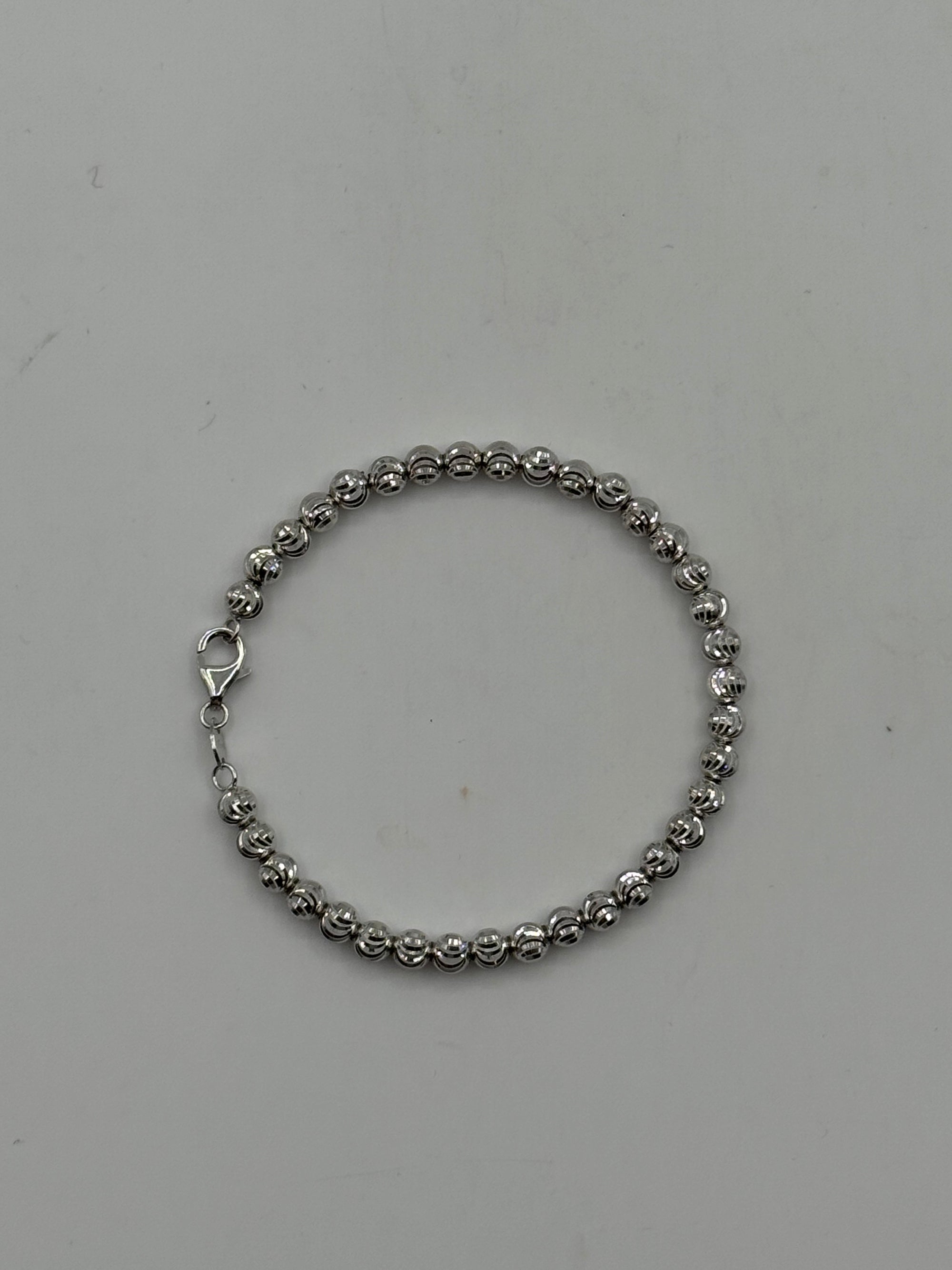 5mm Moon Cut Bracelet 7.5 inches