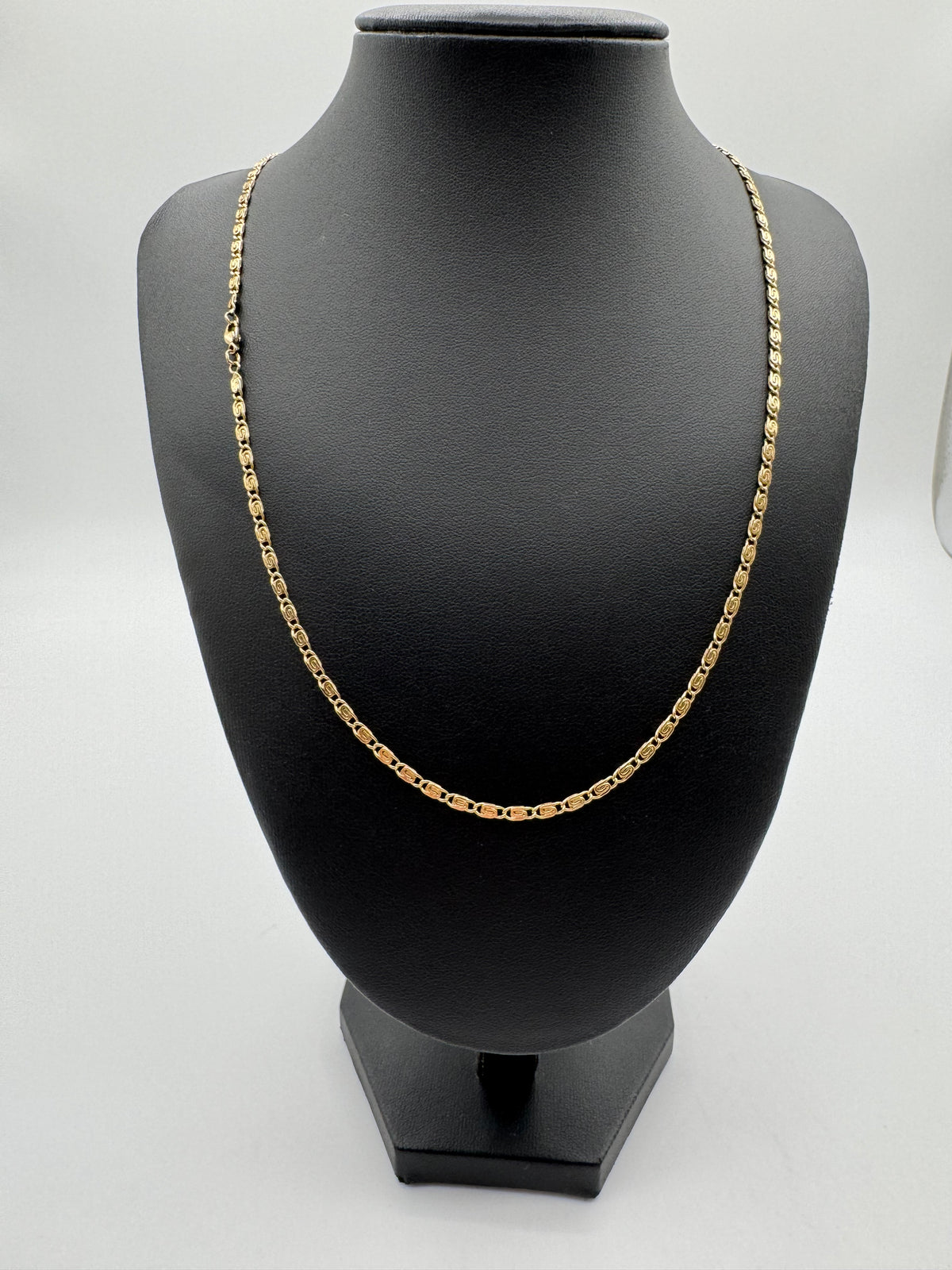 2.5MM Swirl Link Chain 21 inches