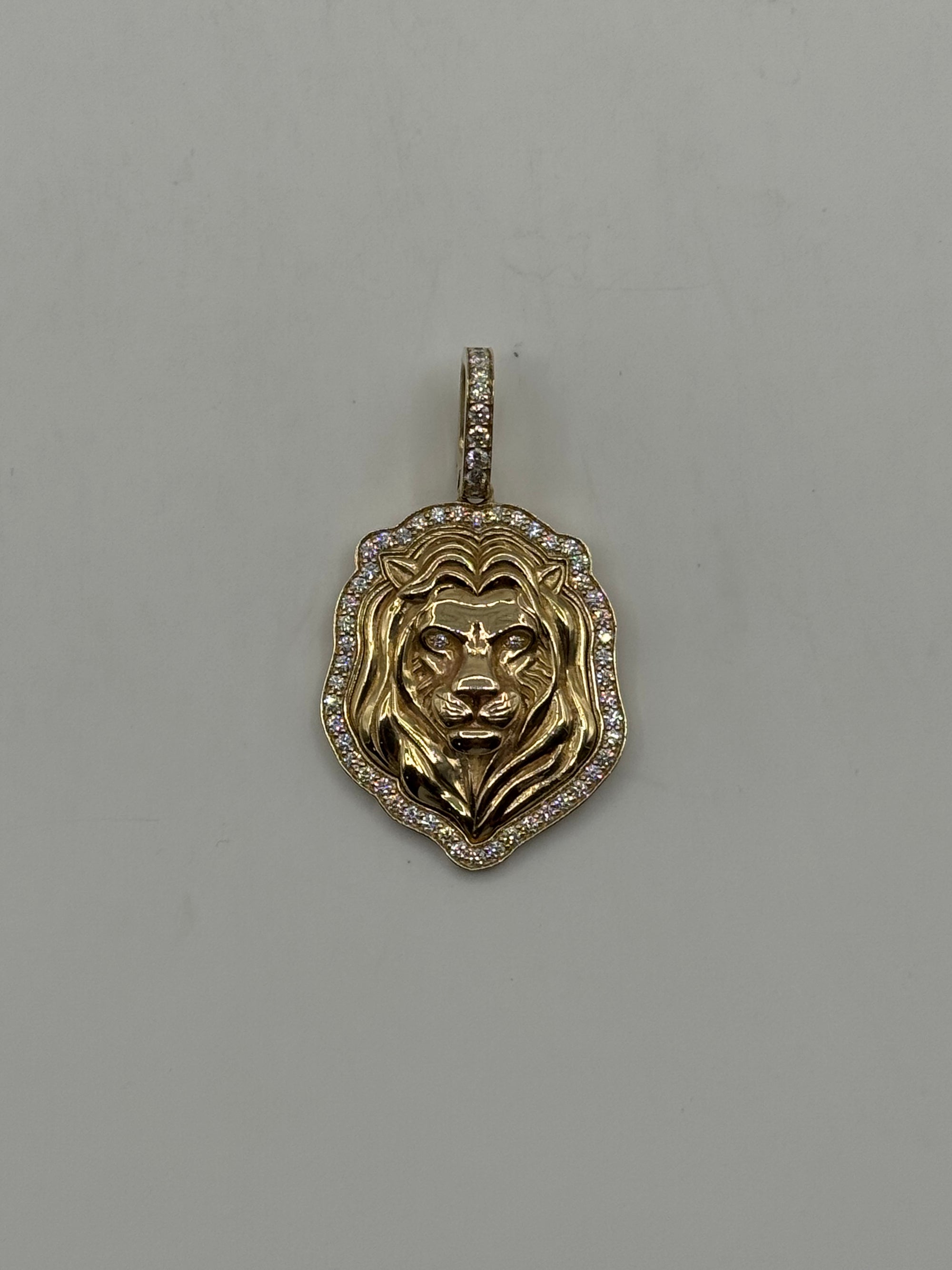 Large Lion-Diamond