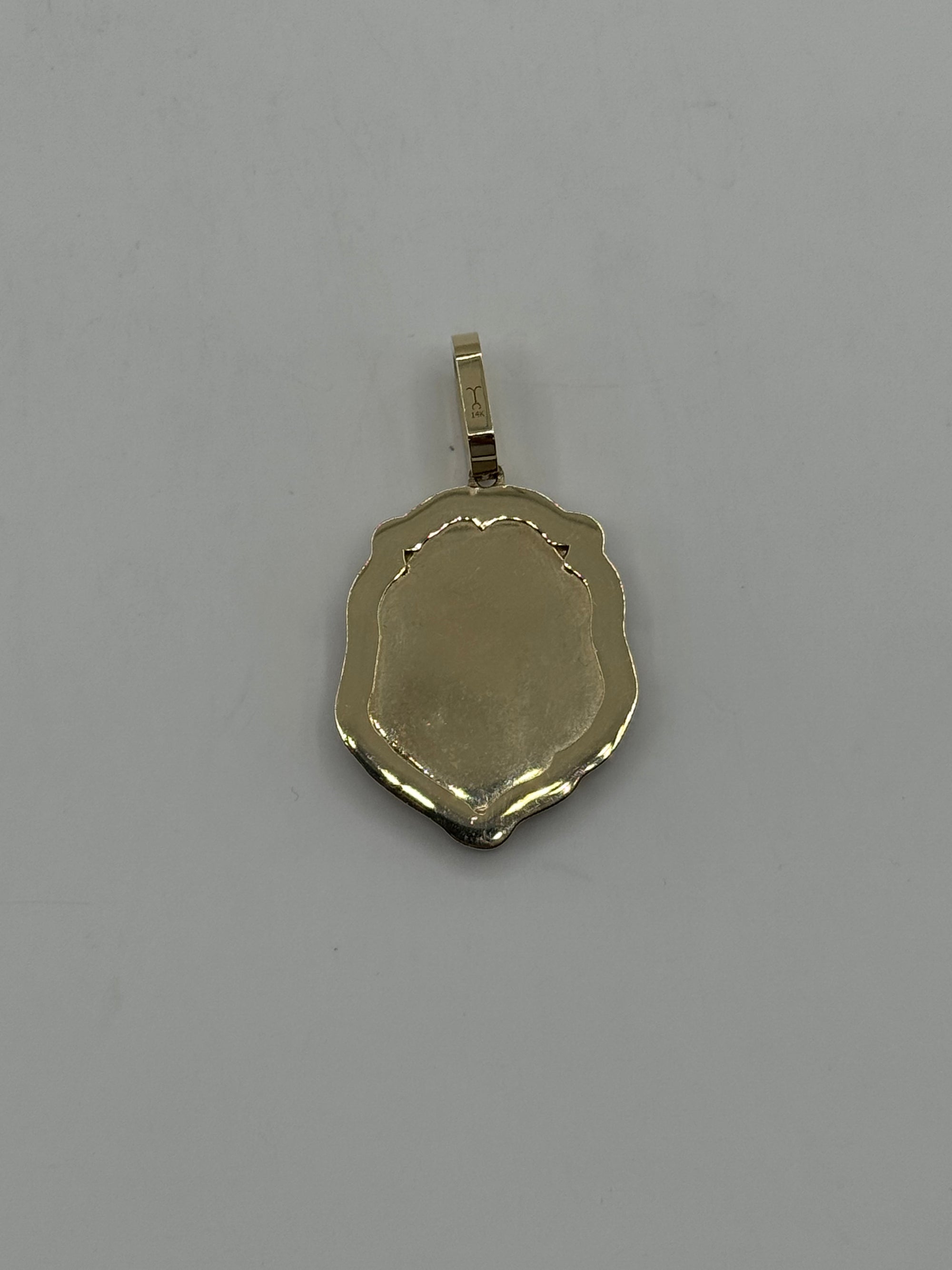 Large Lion-Diamond