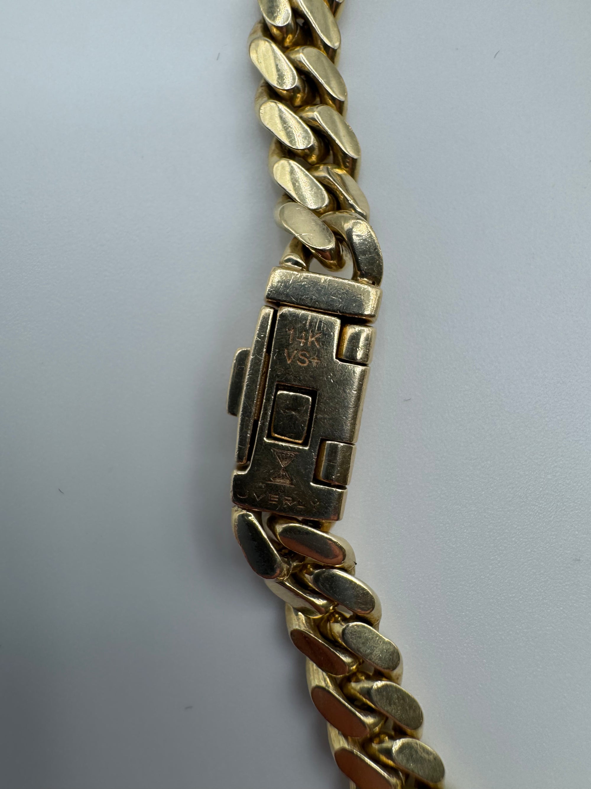 6MM Miami Cuban Link 7 inches (DIAMOND LOCK)