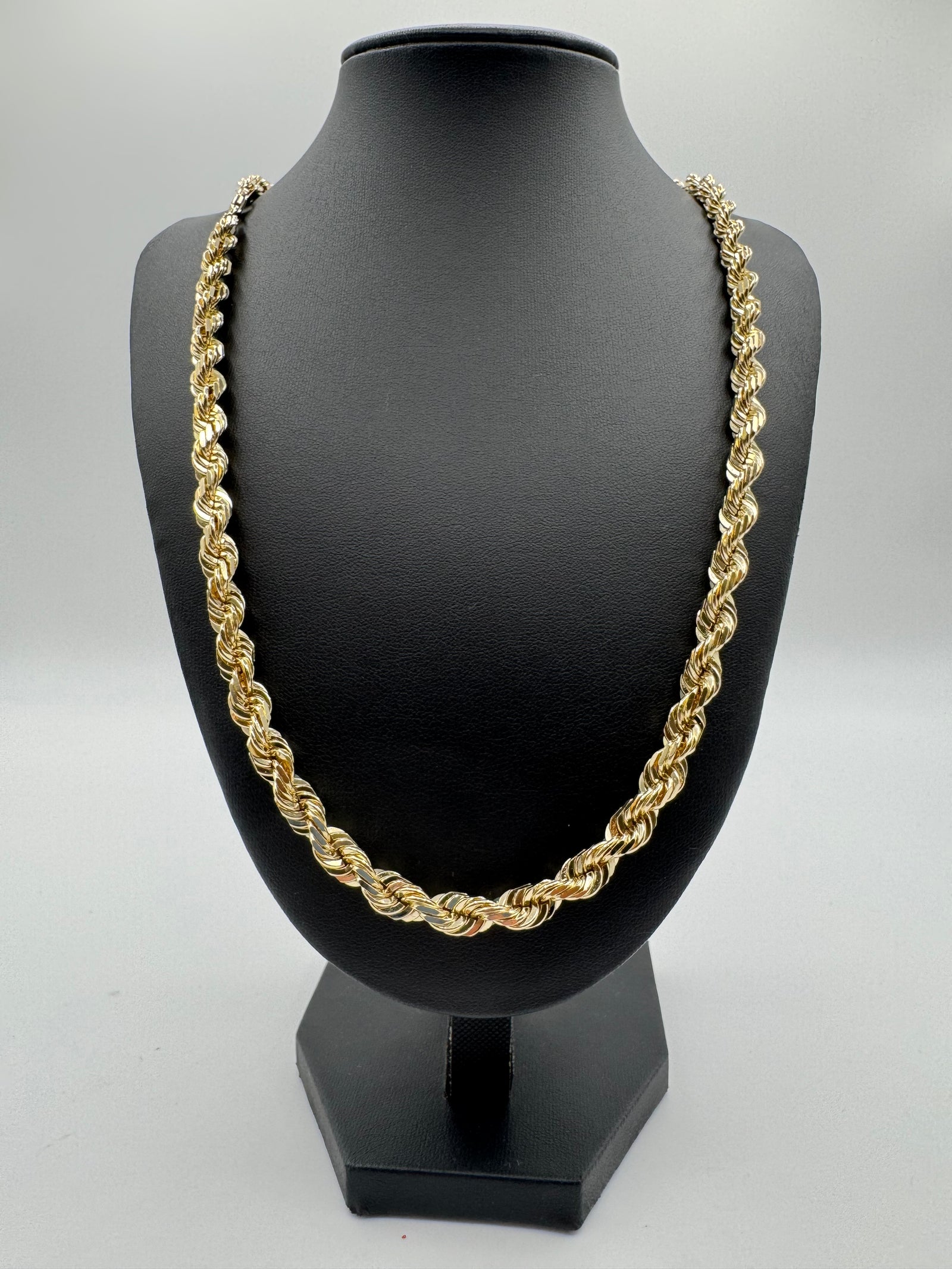 7mm Rope Chain 26 inches (DIAMOND CUT)
