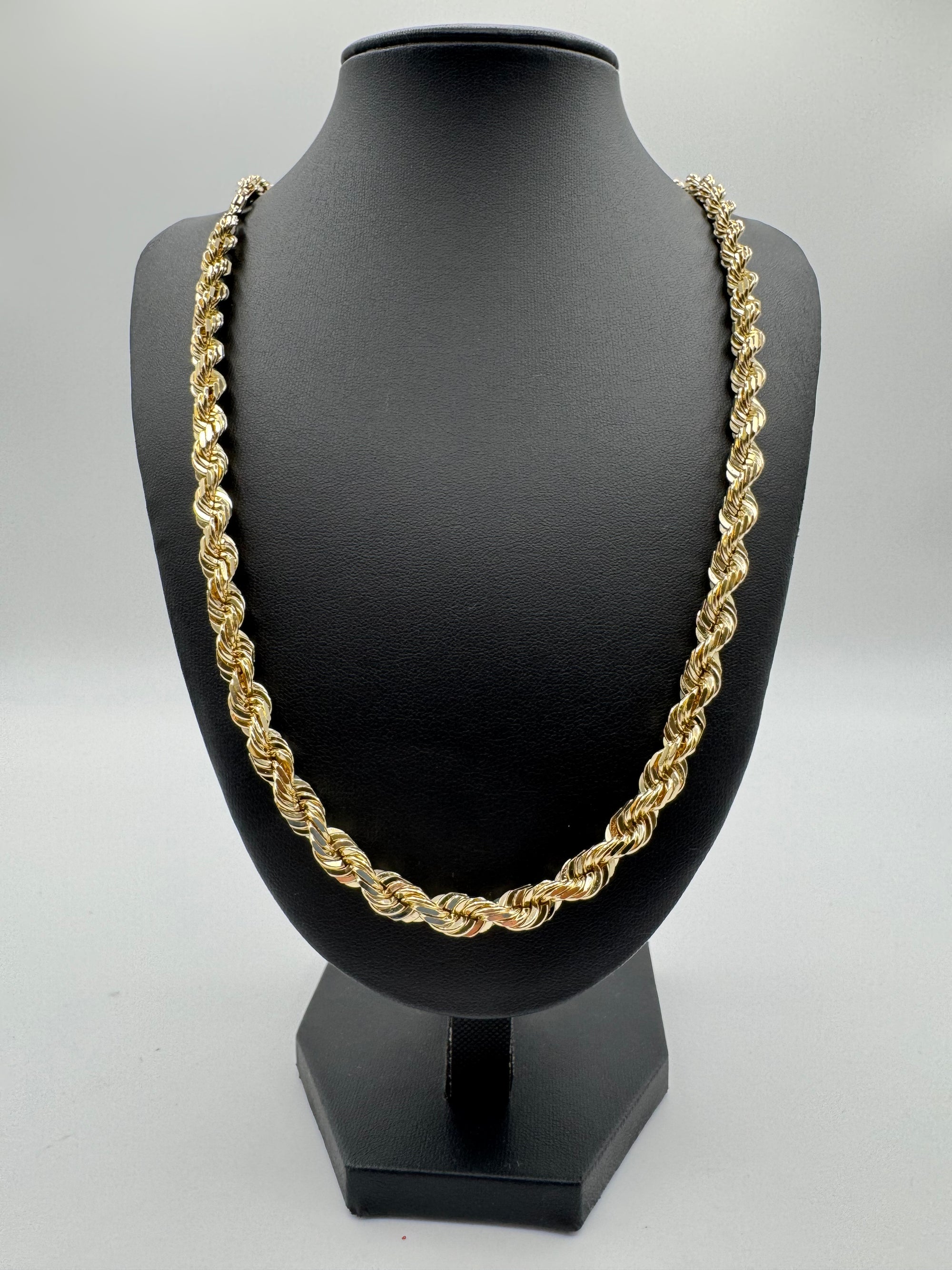 7mm Rope Chain 26 inches (DIAMOND CUT)