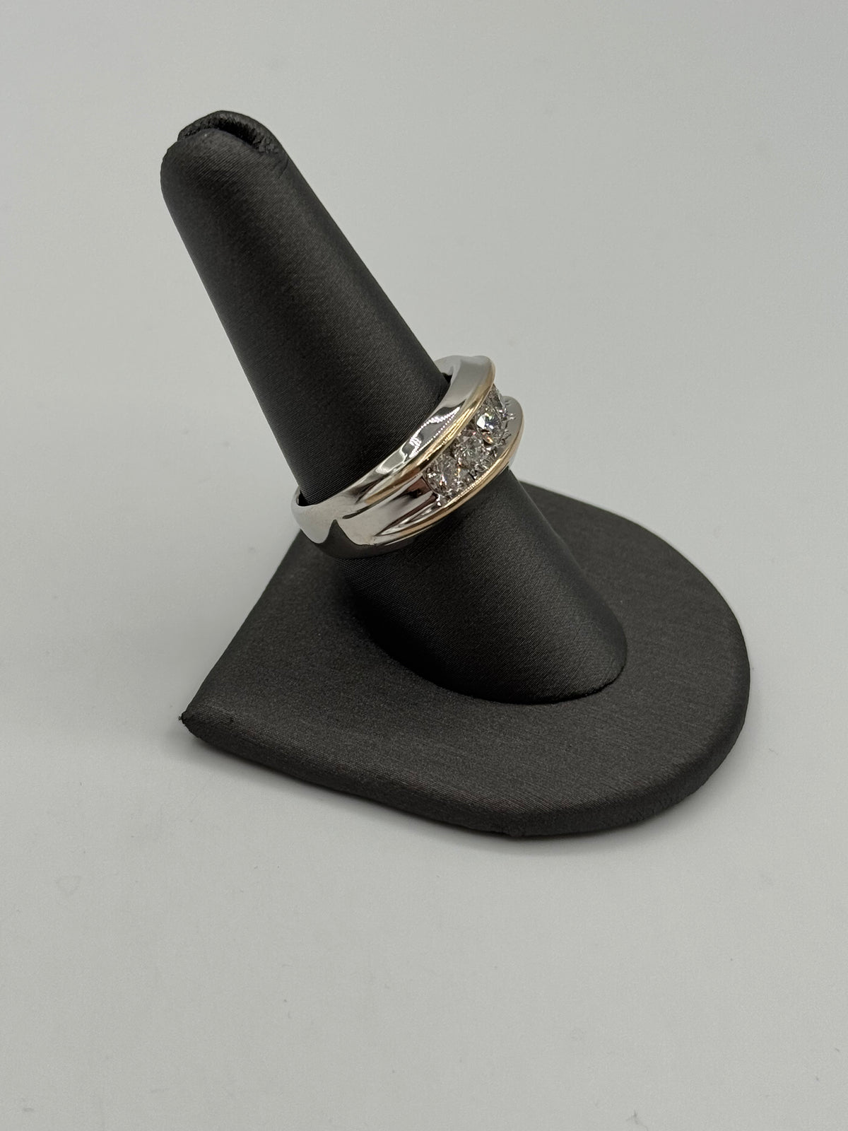 10mm Diamond Ring-Size 8.5