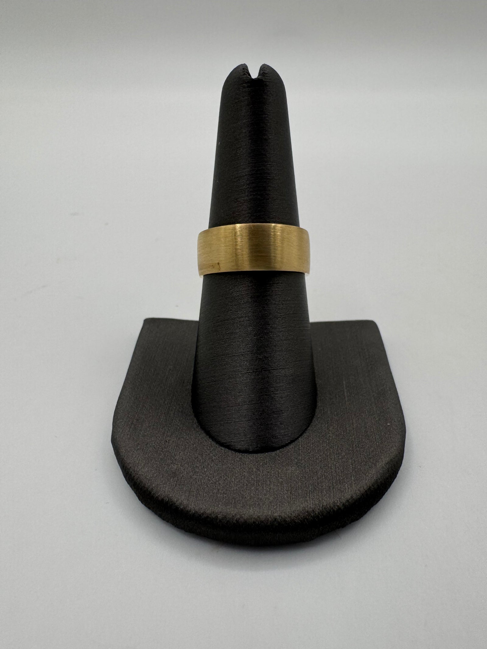 7.5mm Brushed Ring-Size 8