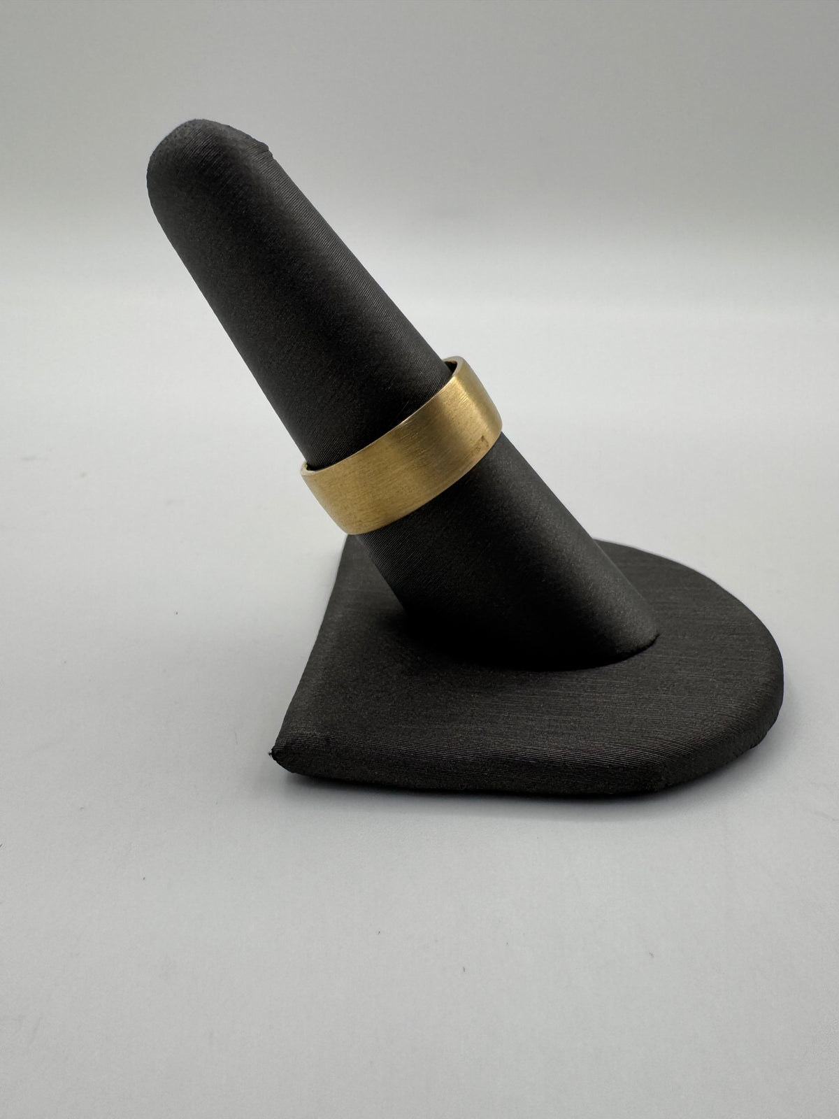 7.5mm Brushed Ring-Size 8