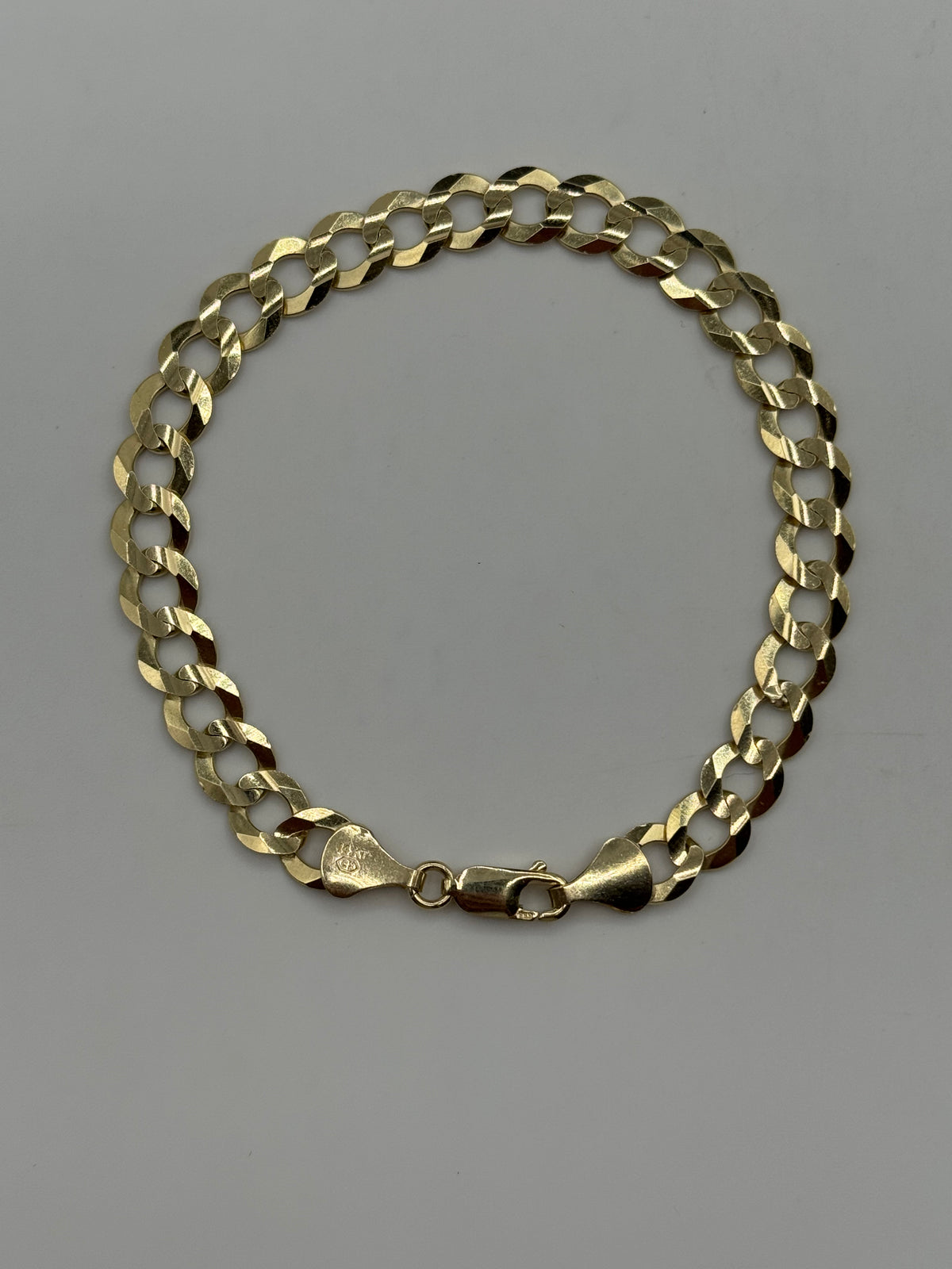 8mm Flat Curb Bracelet 9 inches