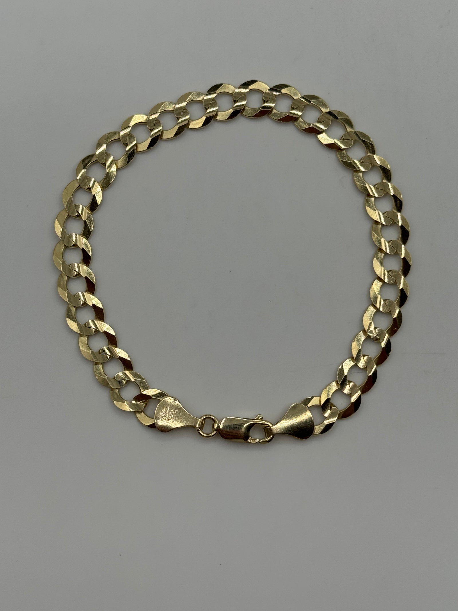 8mm Flat Curb Bracelet 9 inches