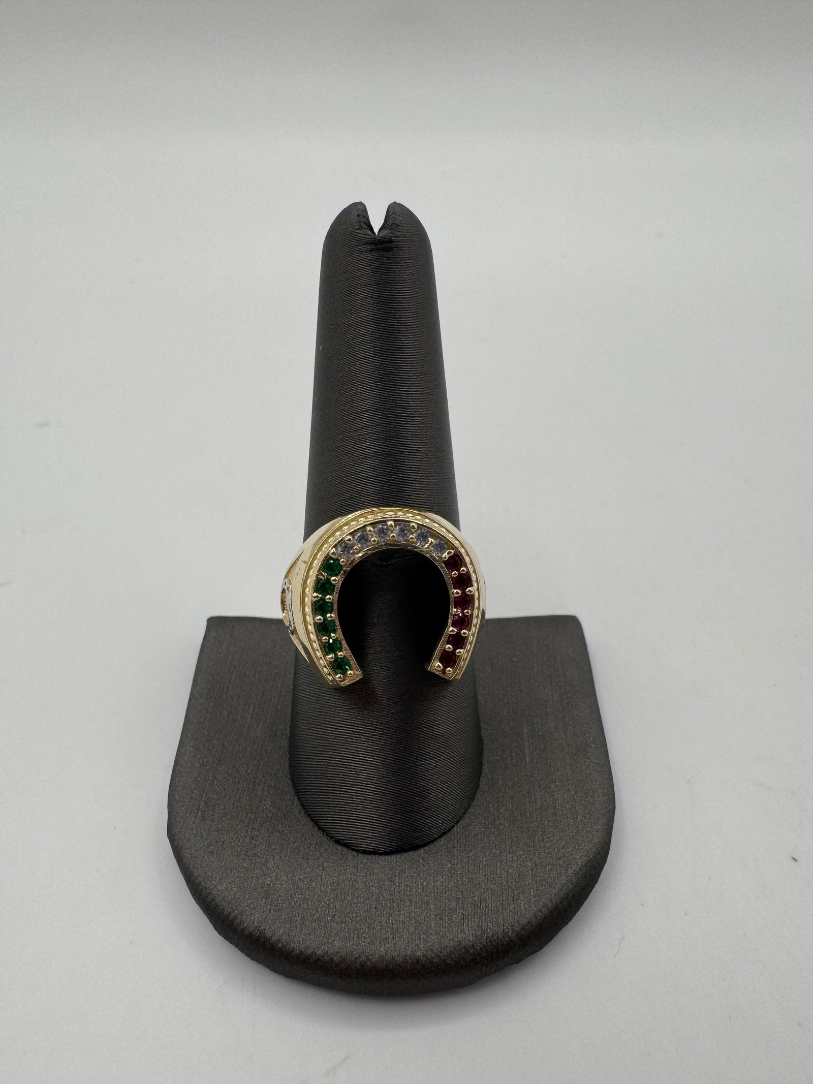 19mm Horseshoe Ring-Size 9.5