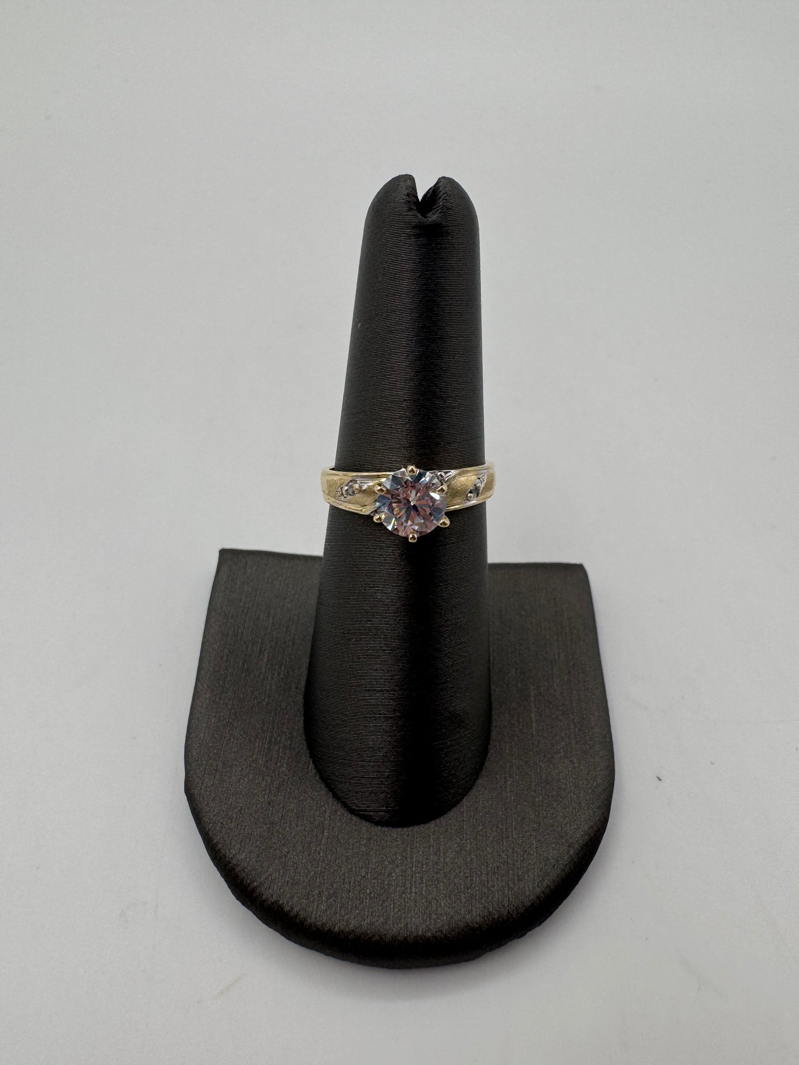 4mm Gold Ring-Size 7