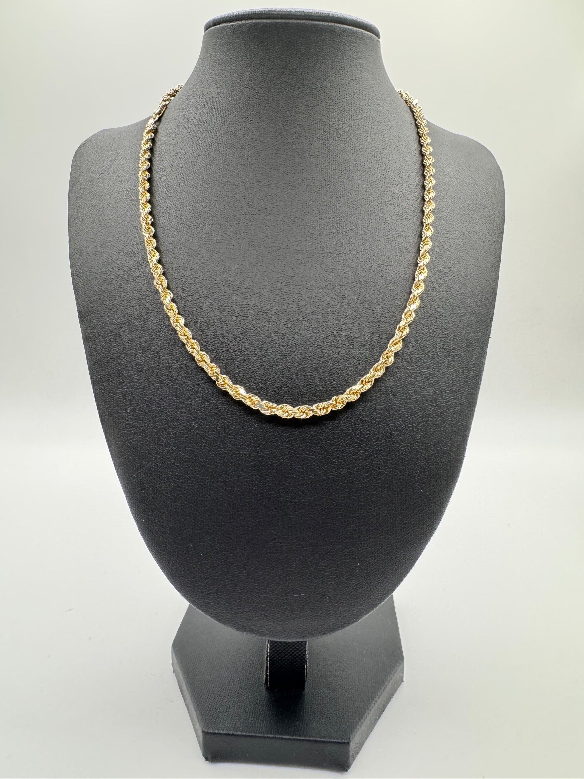 4mm Rope Chain 18 inches (DIAMOND CUT)