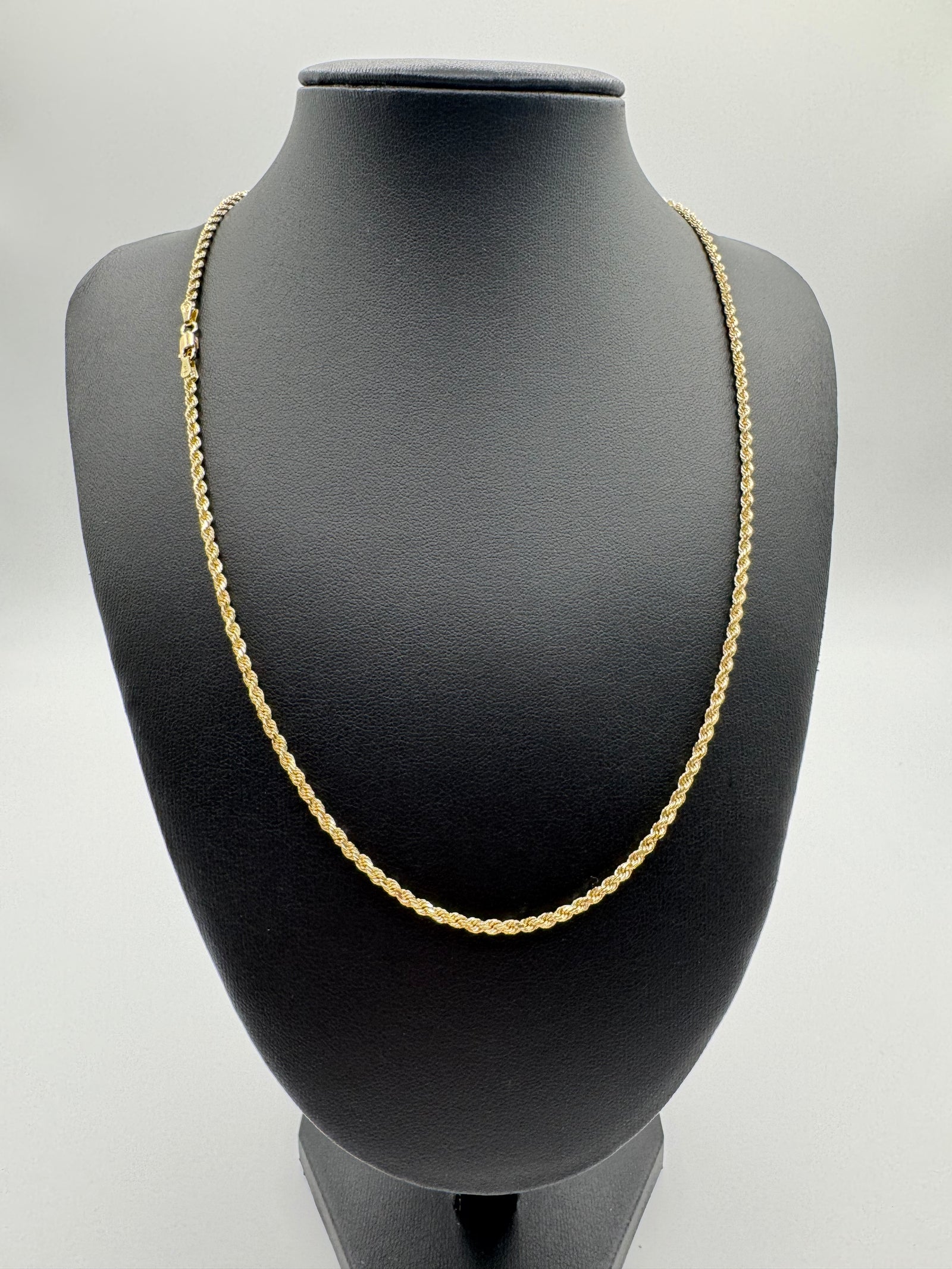 2.5mm Rope Chain 20 inches (DIAMOND CUT)