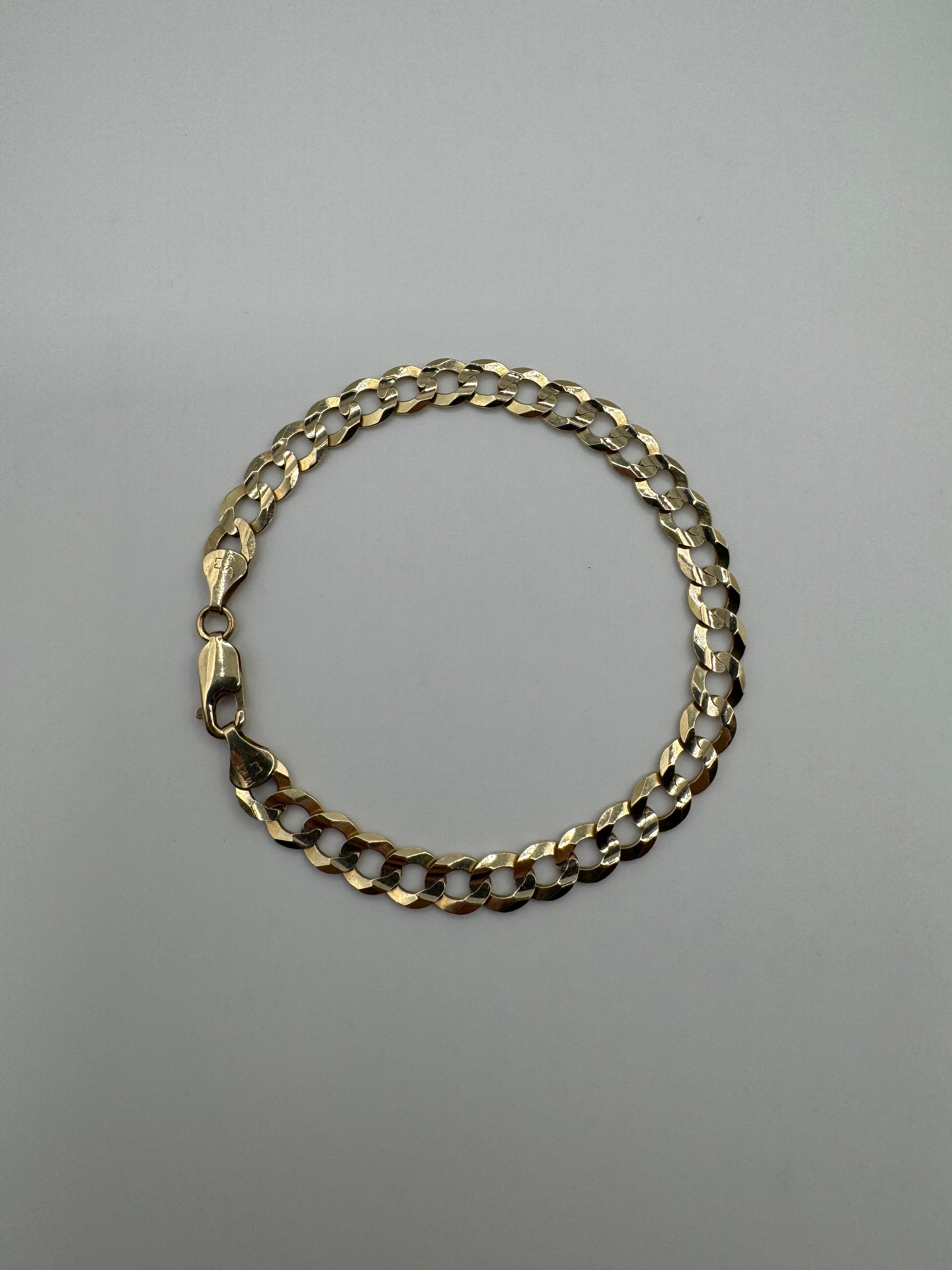 7mm Flat Curb Bracelet 8 1/4 inches