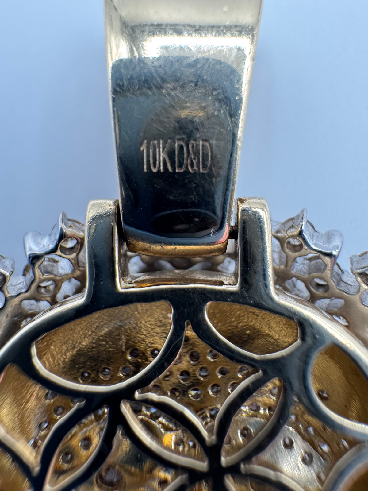 FLOODED DIAMOND JESUS PIECE (2 INCHES)