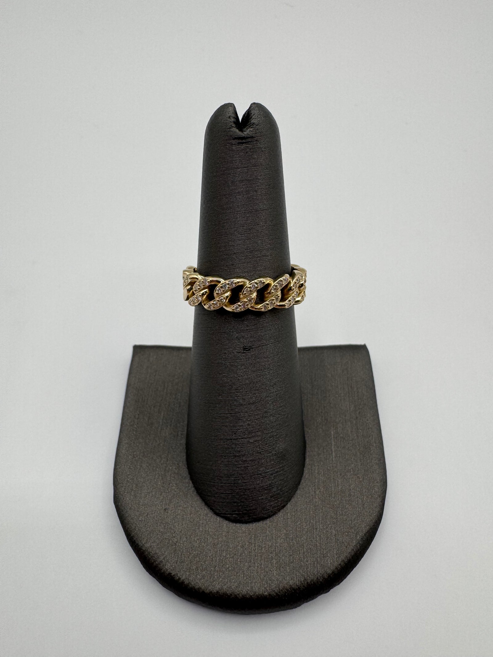 5.5MM DIAMOND CUBAN RING SIZE 6.5 (HALF WAY)