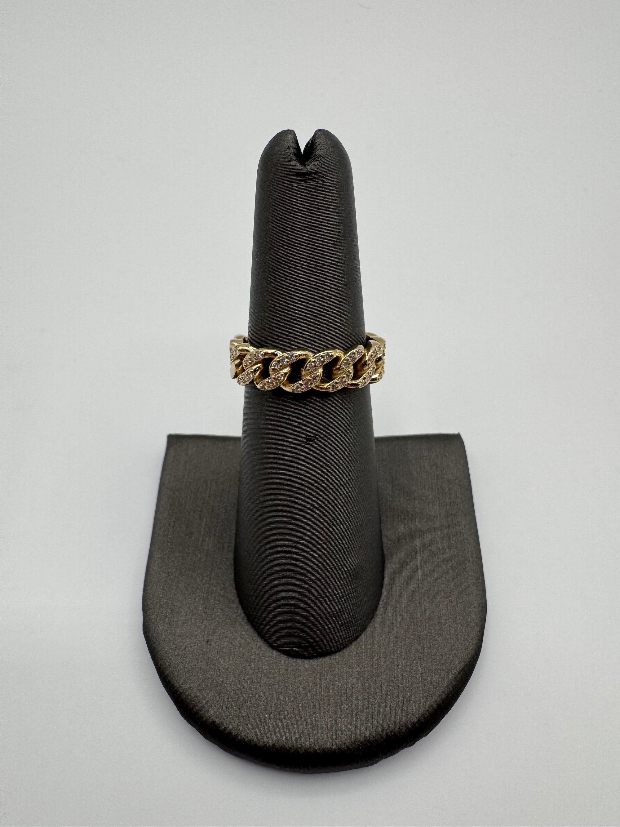 5.5MM DIAMOND CUBAN RING SIZE 6.5 (HALF WAY)