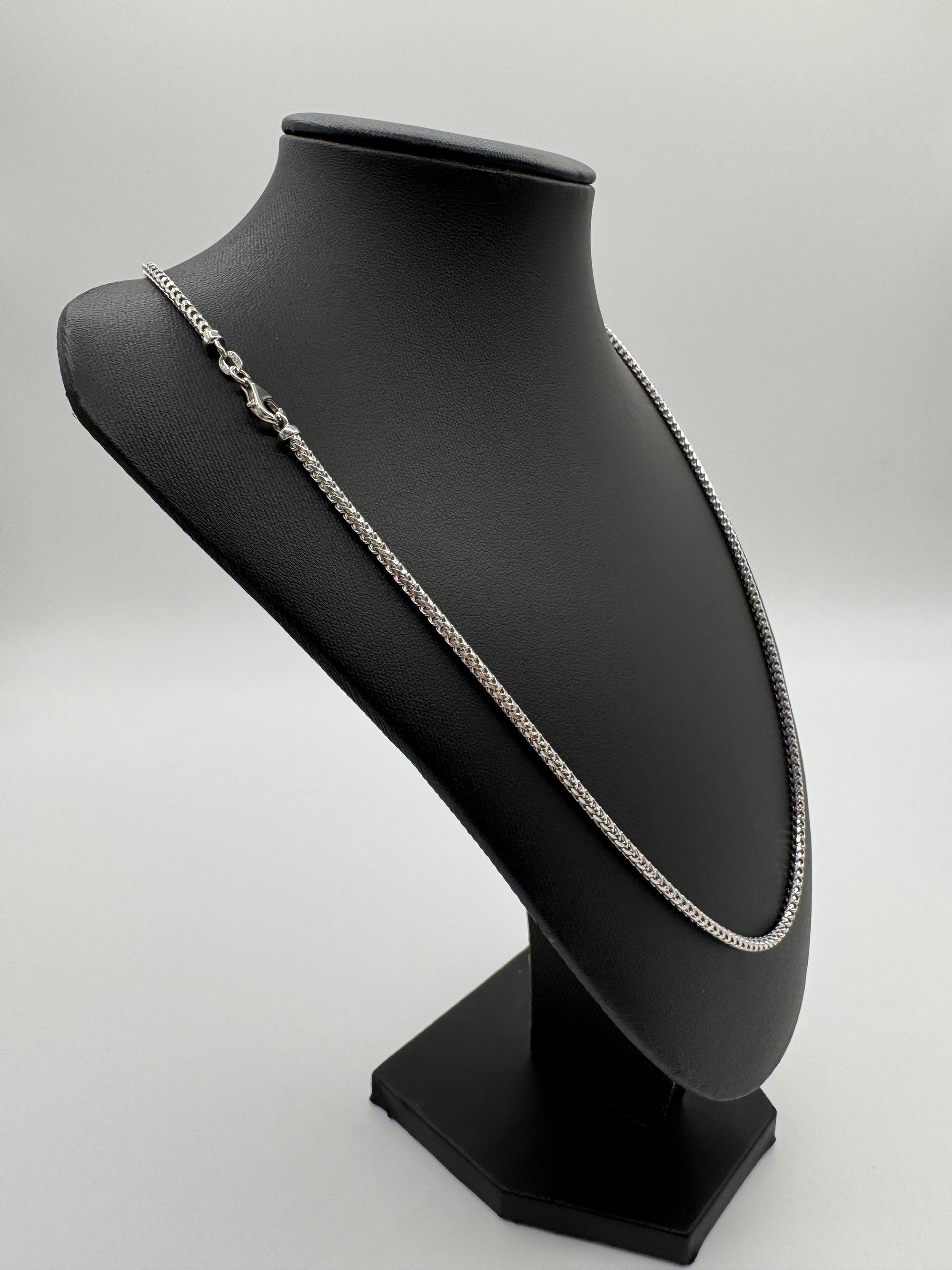 2.5mm Franco Chain 22 inches (DIAMOND CUT)