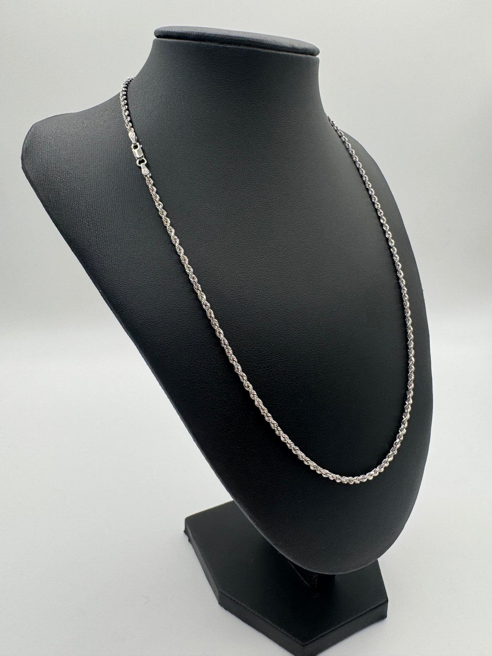 2.5mm Rope Chain 20 inches (DIAMOND CUT)