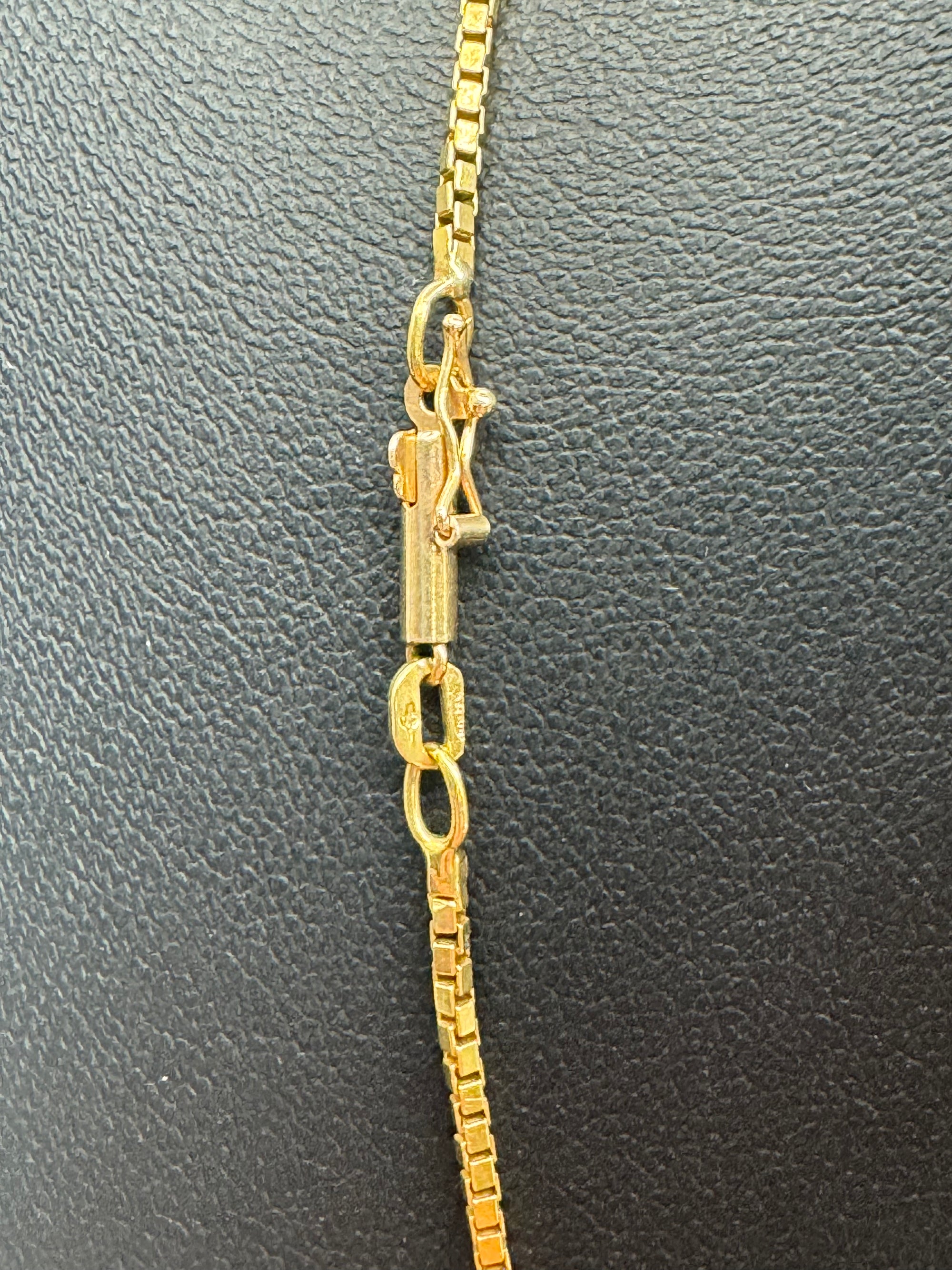 1.5mm Box Chain 21 inches (DIAMOND CUT)