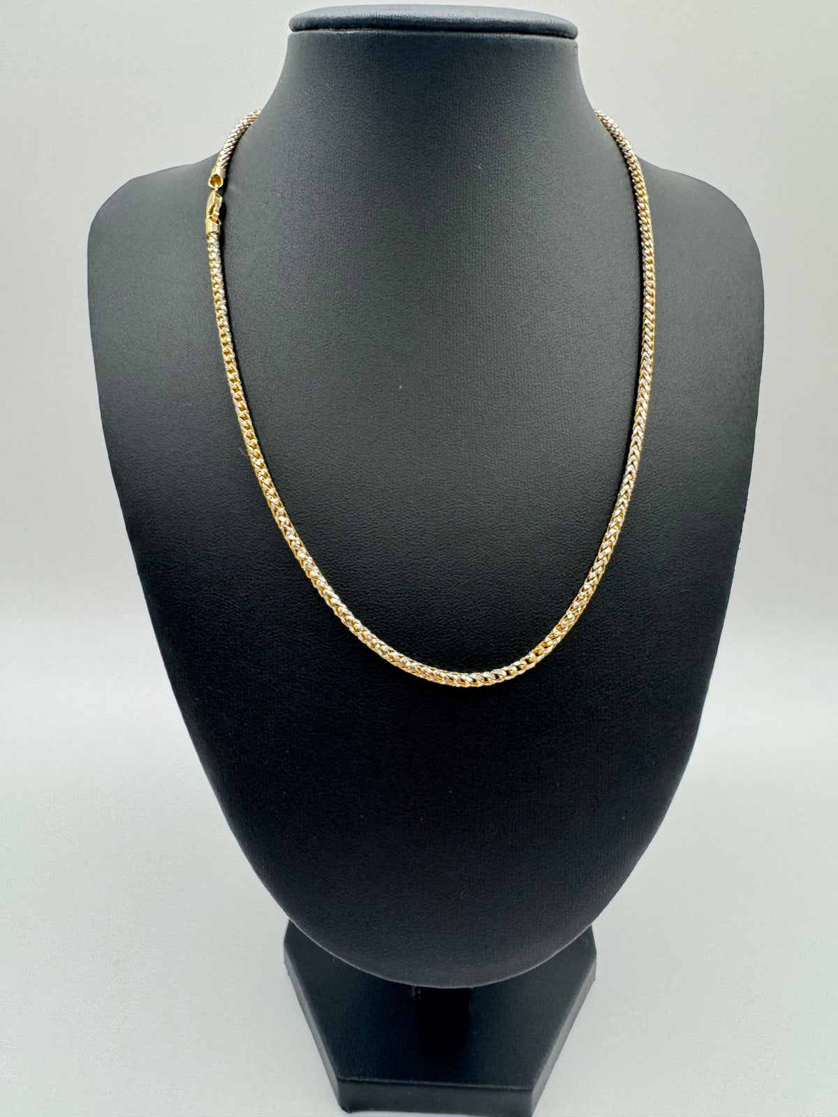 2.5mm Prism Cut Franco 18 inches