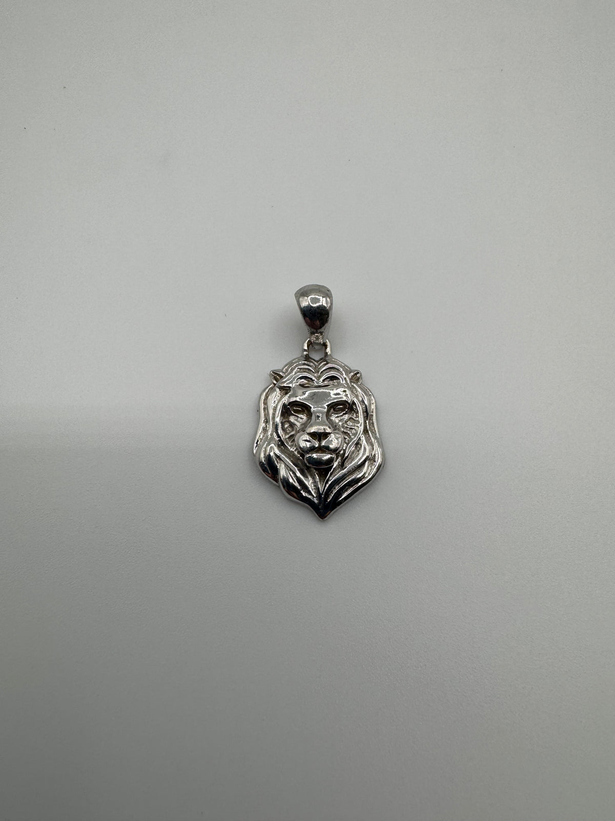 JACOJE MINI LION PENDANT-3/4 inch