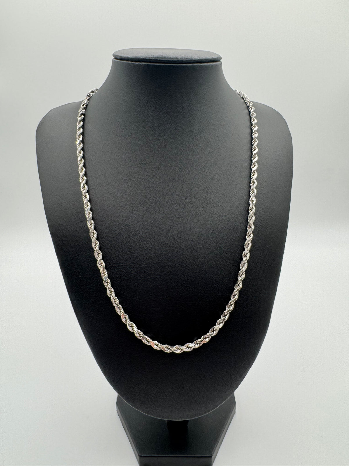 4mm Rope Chain 20 inches (DIAMOND CUT)