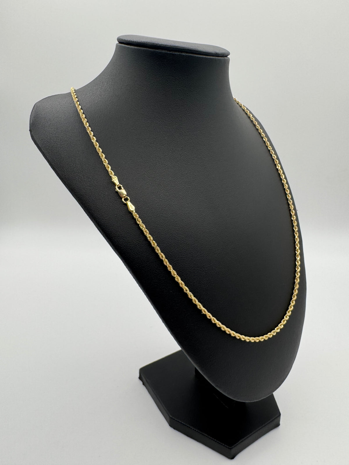 2.5mm Rope Chain 22 inches (DIAMOND CUT)