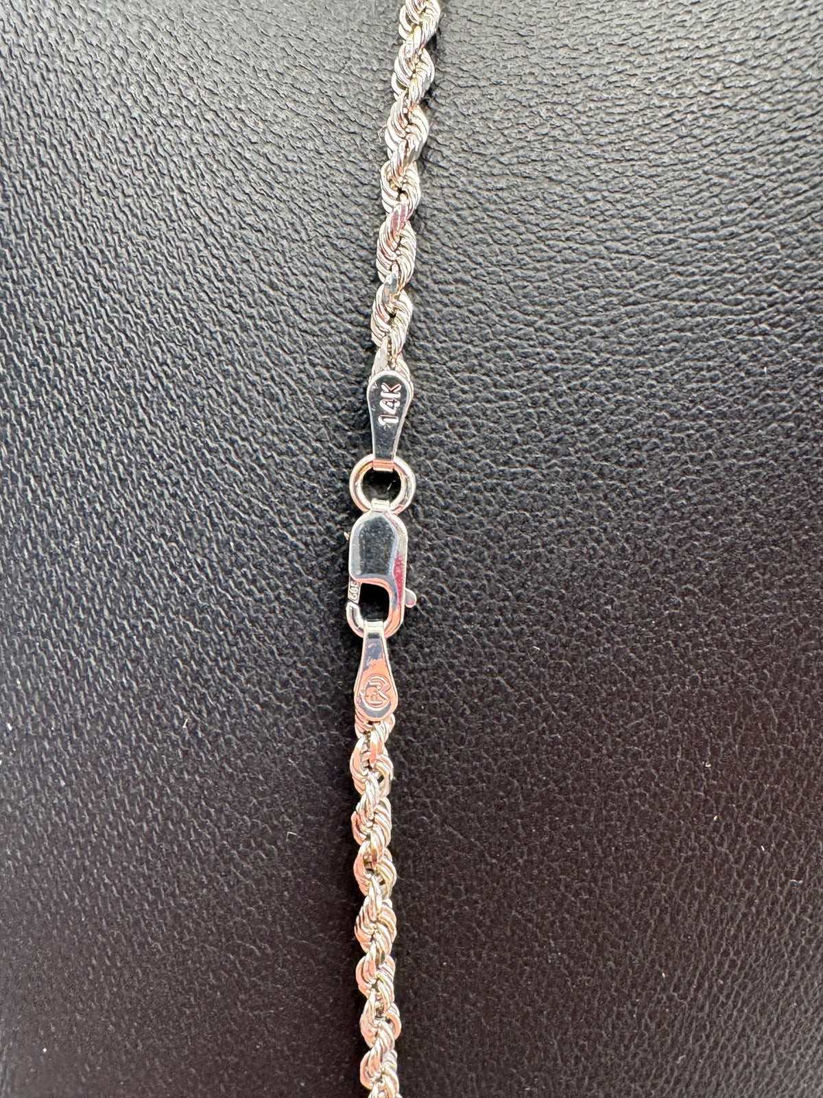 2.5mm Rope Chain 22 inches (DIAMOND CUT)