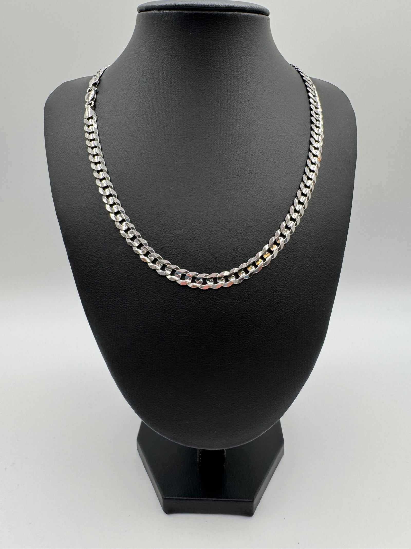 6.5MM Flat Curb Chain 22 inches