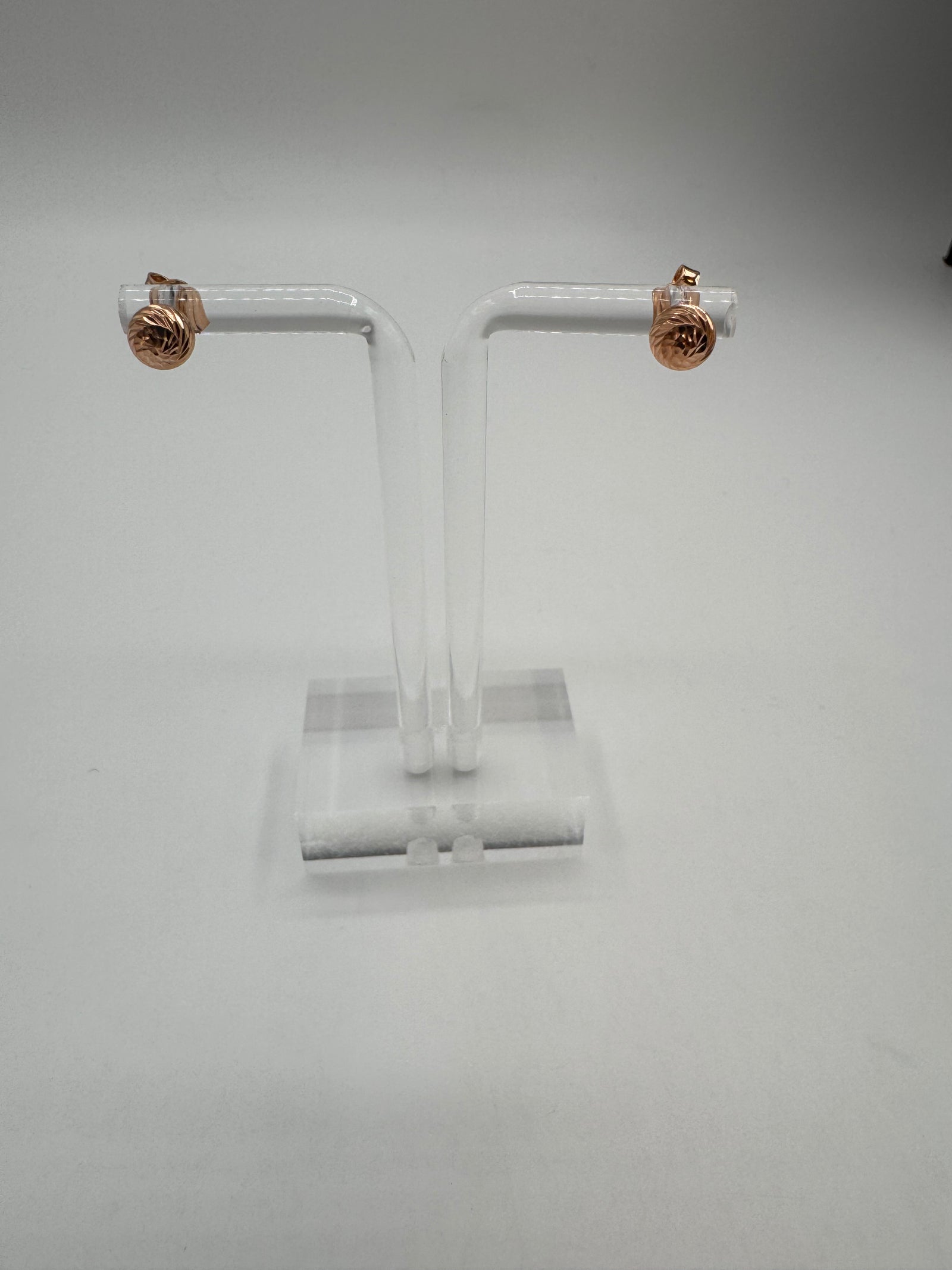 MEDIUM D/C STUDS 6MM (NEW)