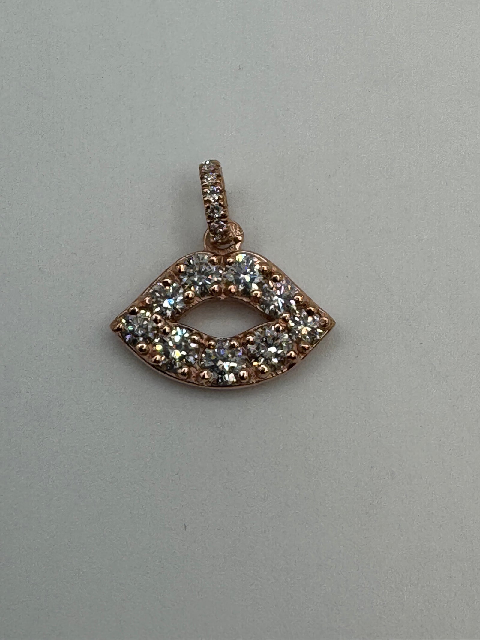 Jacoje Mini Diamond Lips (JACOJE STAMPED) OVERSTOCK