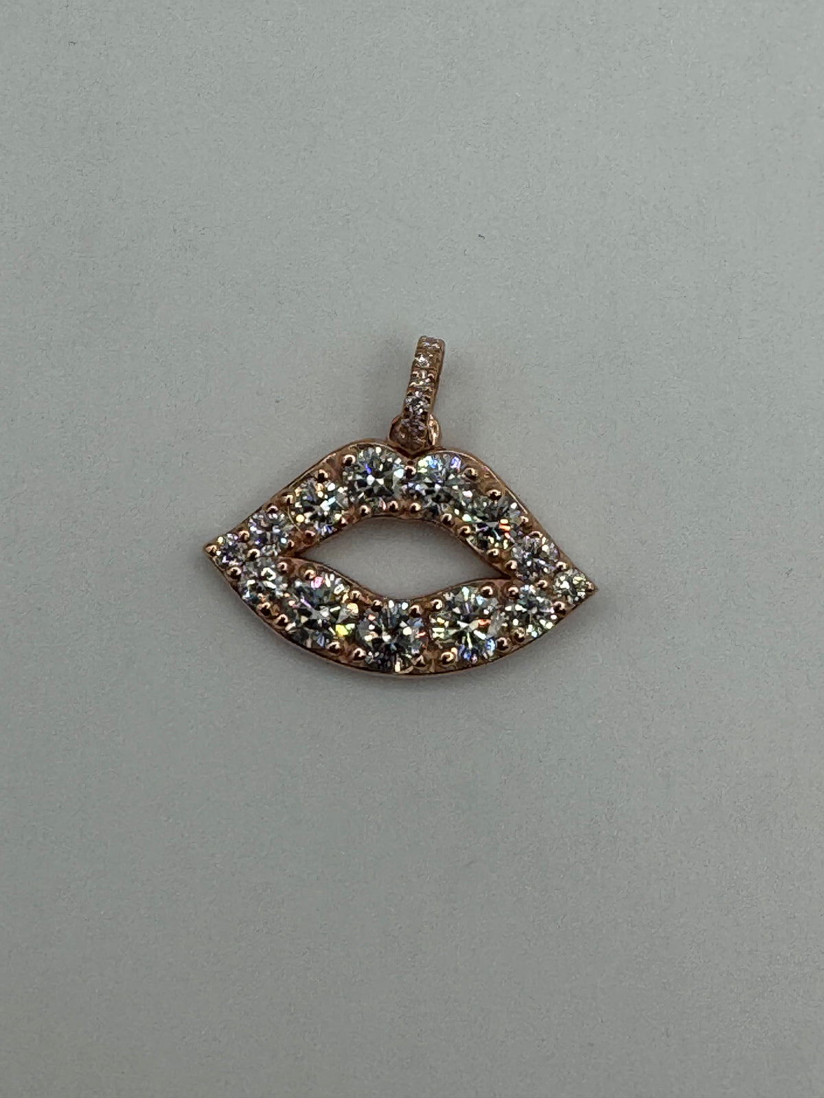 Jacoje Tiny Diamond Lips (JACOJE STAMPED) OVERSTOCK