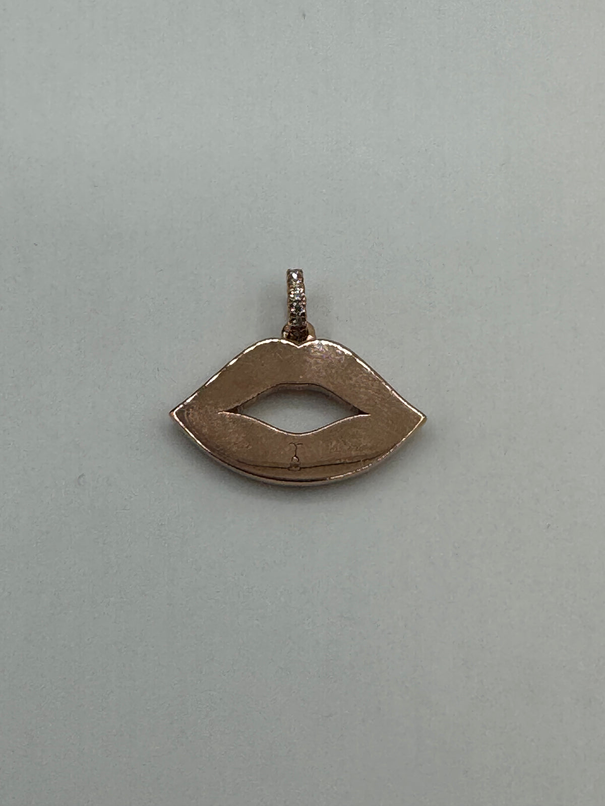 Jacoje Tiny Diamond Lips (JACOJE STAMPED) OVERSTOCK